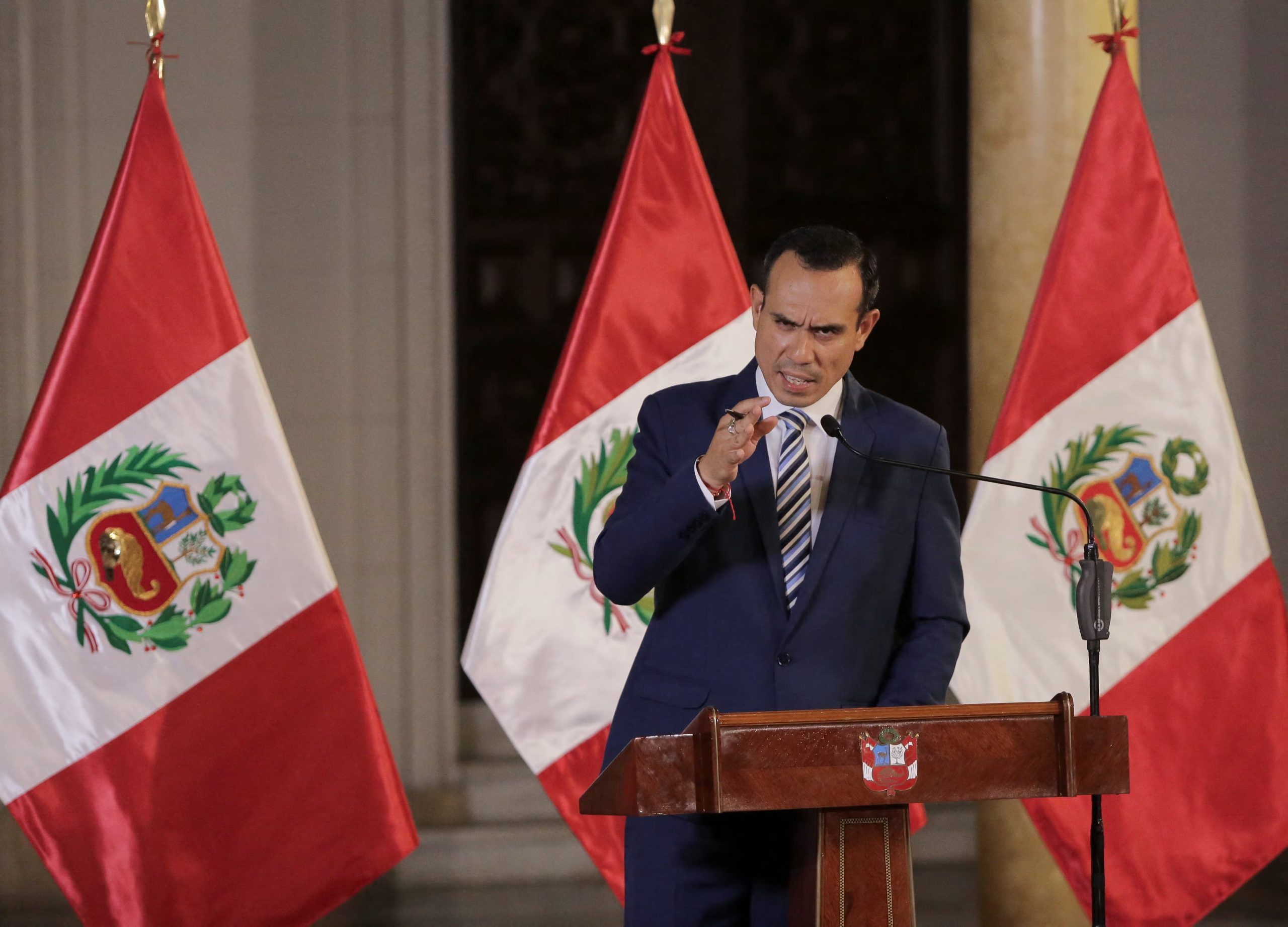 Expertos atribuyen las recientes caídas en la BVL a una corrección global de los precios de los metales, no a la situación política local. REUTERS/Gerardo Marin