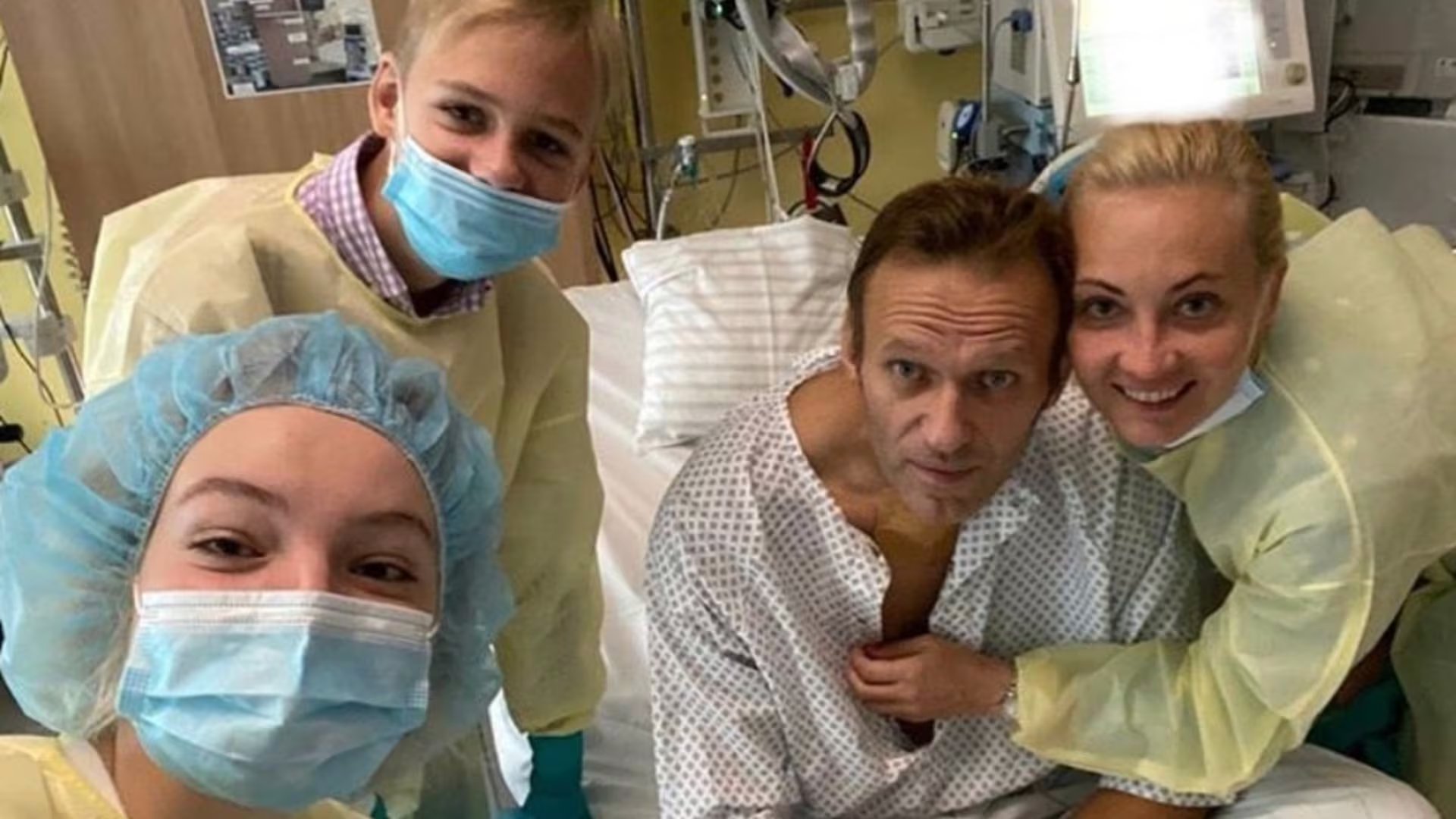 Navalny en el hospital tras su envenenamiento (Instagram Alexei Navalny/@navalny)
