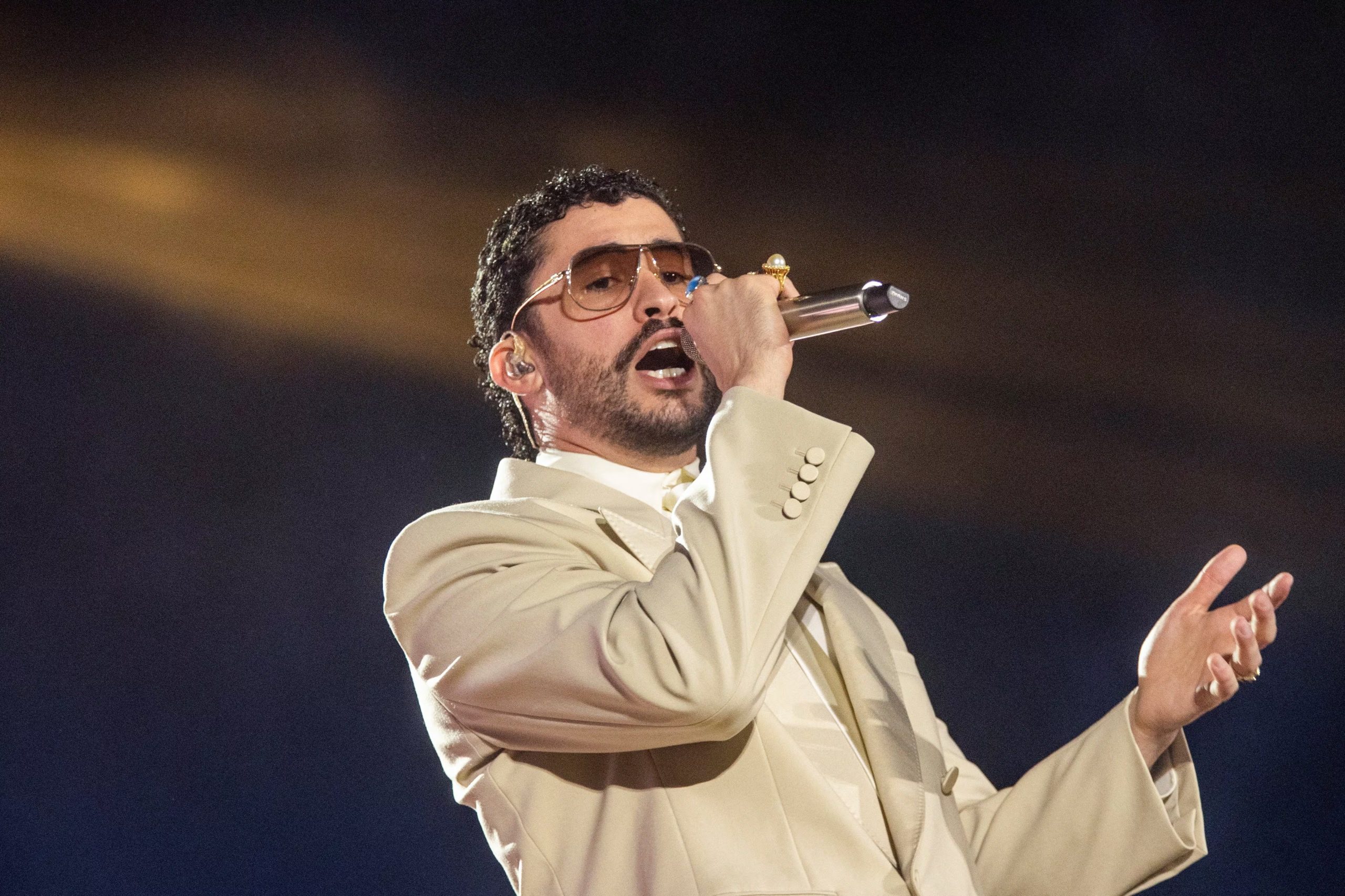 El artista, además de Álbum del Año, recibió Grammy a Mejor Álbum de Música Urbana y Mejor Interpretación de Música Global por 