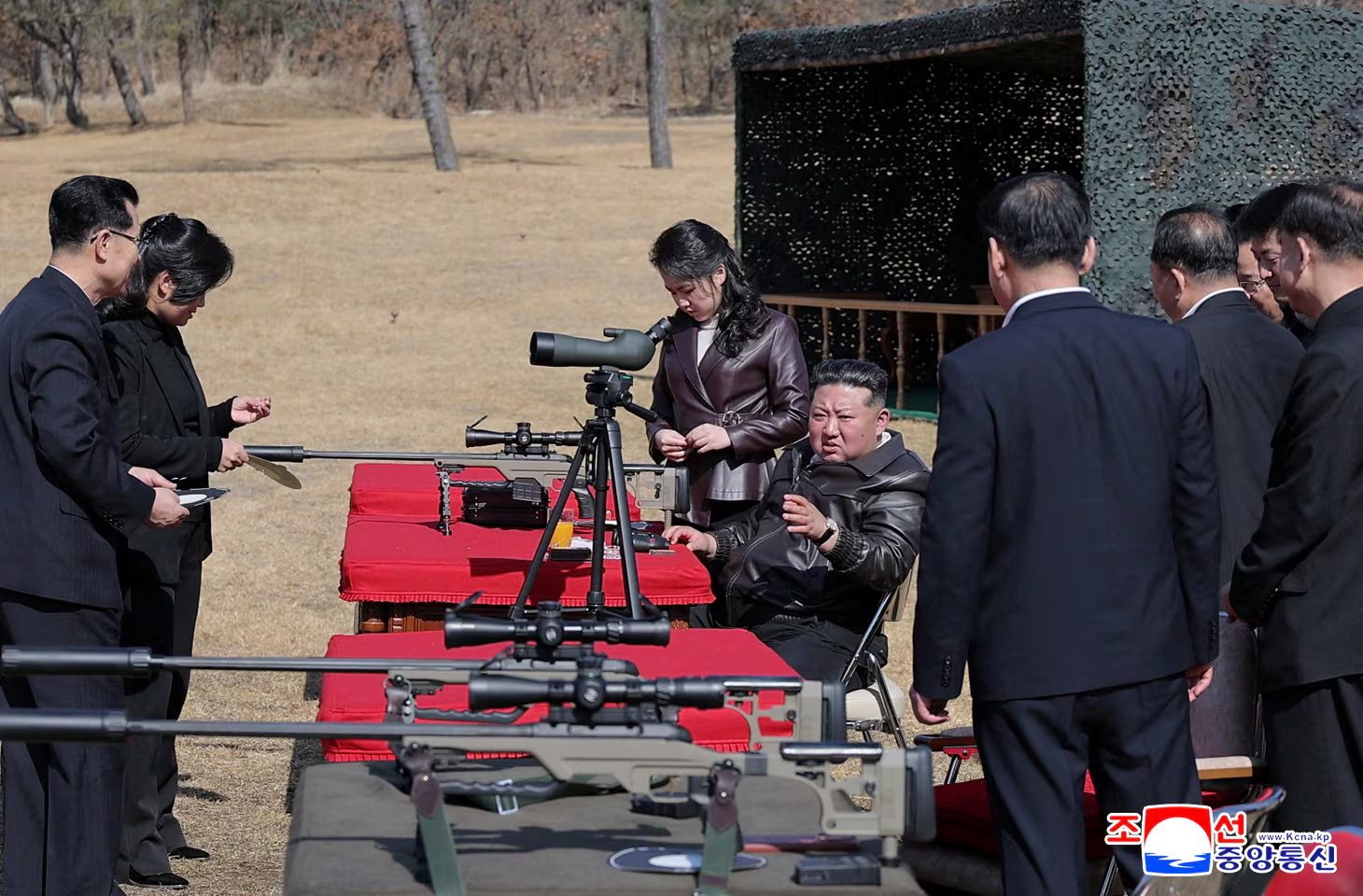 El líder norcoreano Kim Jong-un se reunió con altos funcionarios y comandantes militares en Pyongyang (REUTERS)