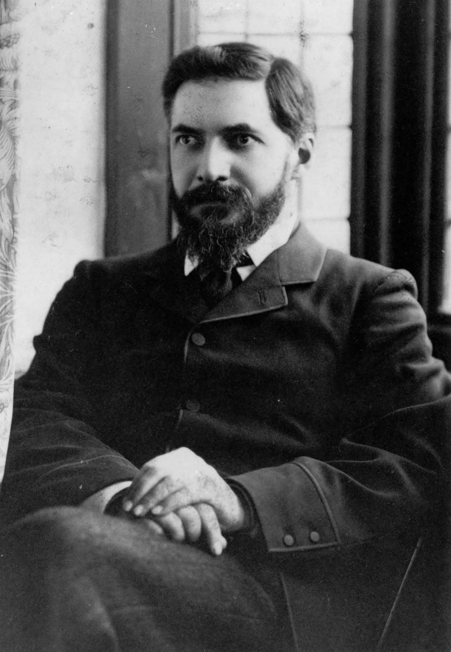Flinders Petrie transformó la arqueología con un rigor metódico que marcó el inicio de la profesionalización en Egipto (Dominio público)