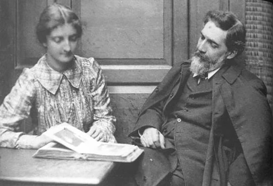 Hilda Urlin acompañó a Flinders Petrie en las excavaciones y fue clave en la administración y financiación de los proyectos arqueológicos (Dominio público)