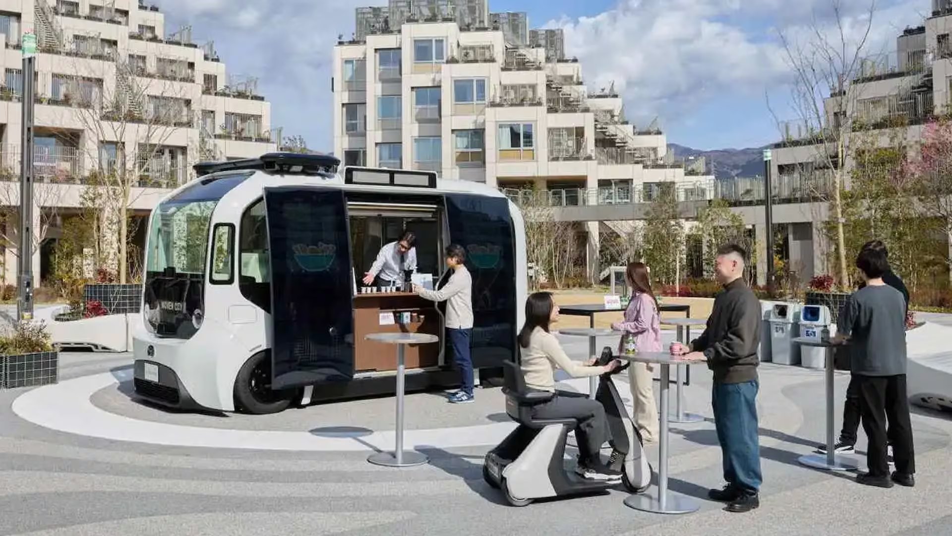 El economista Javier Madariaga, especialista sénior de BID Lab, sostiene: “La inteligencia artificial ofrece una oportunidad sin precedentes para transformar la manera en que los gobiernos locales diseñan, entregan y mejoran sus servicios