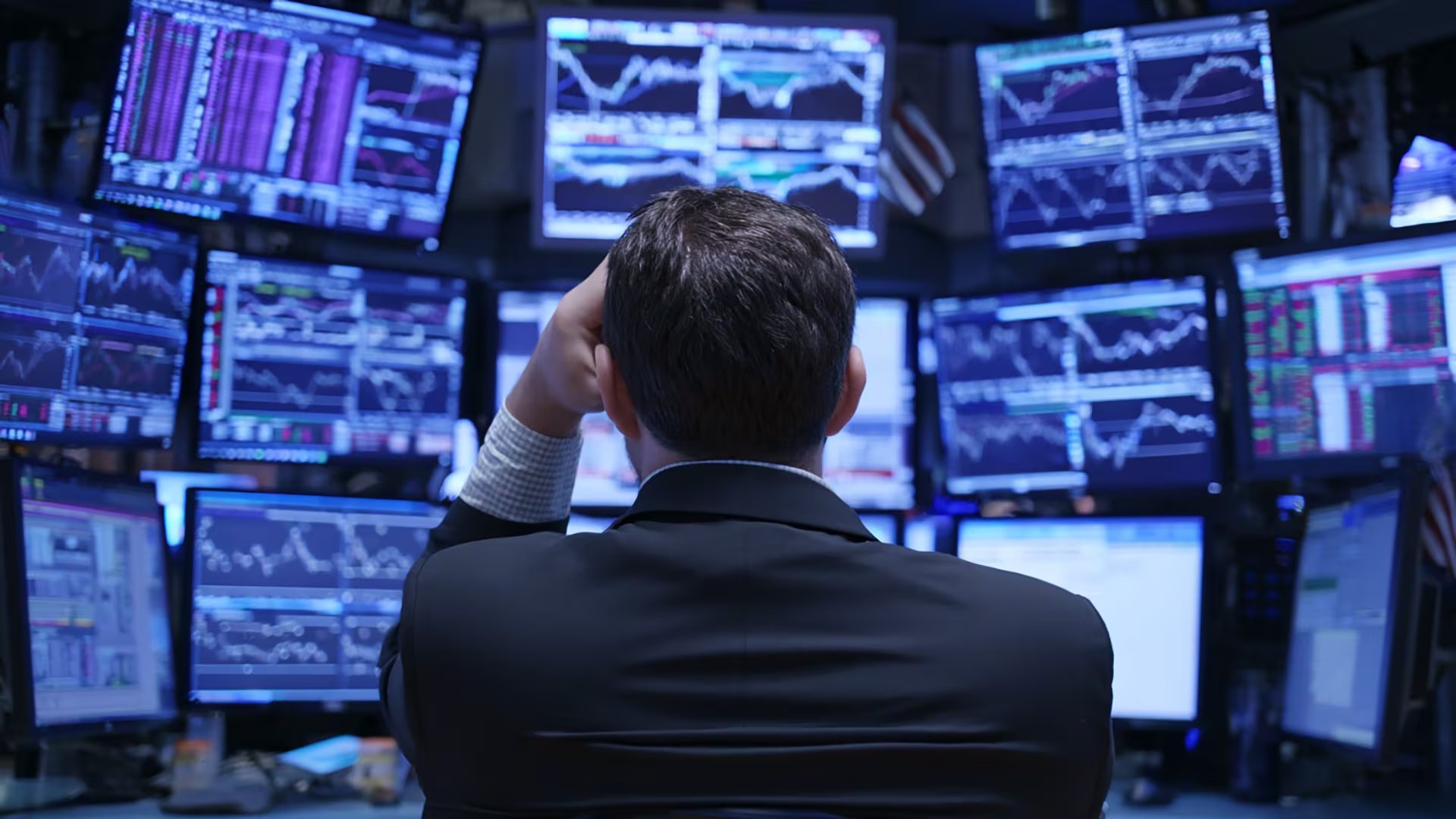 La sobreventa en el sector software, junto a la diferenciación en modelos de negocio y adopción de inteligencia artificial, podría favorecer recuperaciones selectivas según expertos (Imagen Ilustrativa Infobae)