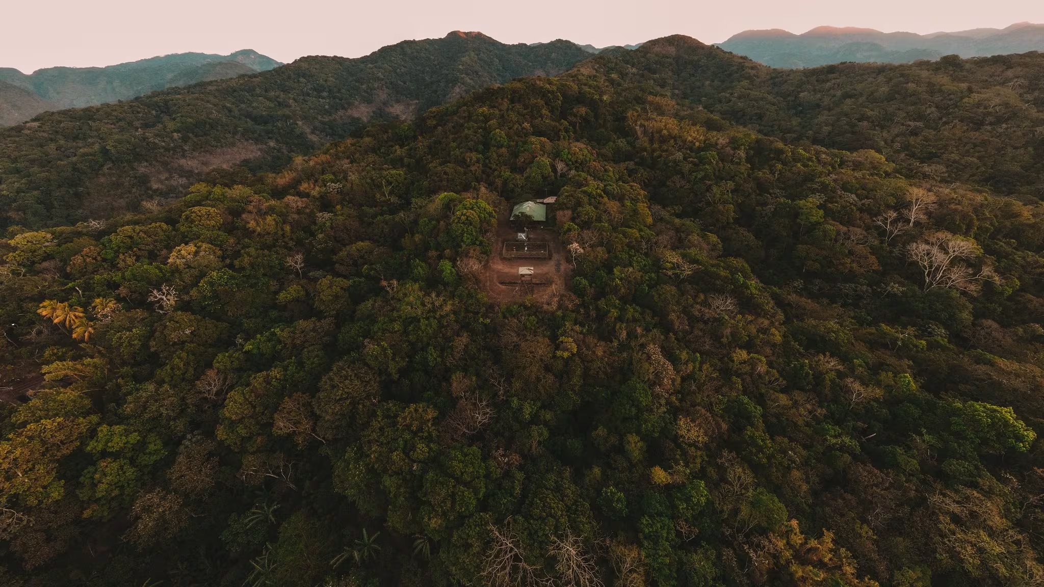 El Parque Nacional El Imposible, en El Salvador, se distingue por su biodiversidad, rutas históricas y presencia de especies emblemáticas (Cortesía Medio Ambiente)