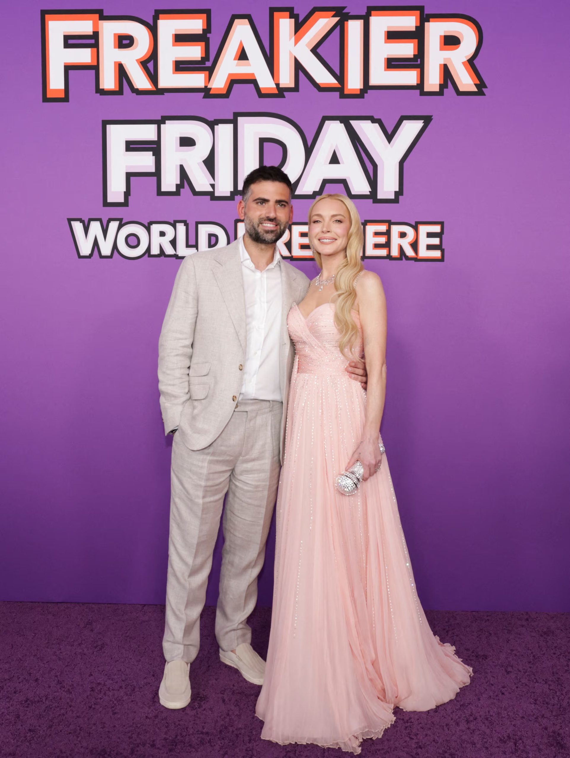 Estilo romántico y fresco con delicados tonos pastel y texturas etéreas en la premiere de “Viernes de Locos 2” (REUTERS/Mario Anzuoni)