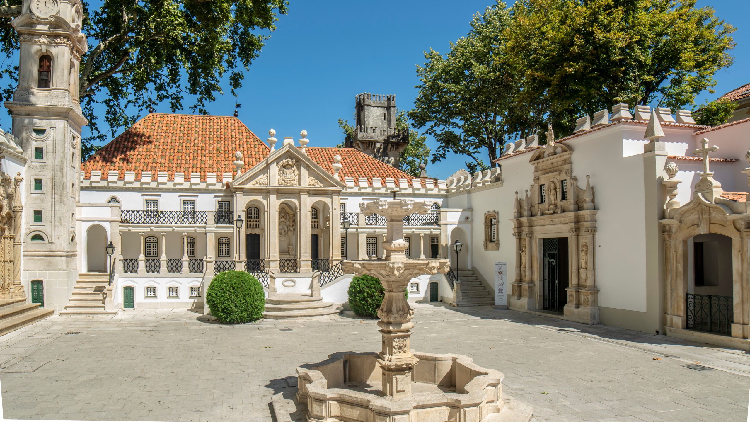 Portugal dos Pequenitos, en Coimbra (Adobe Stock).