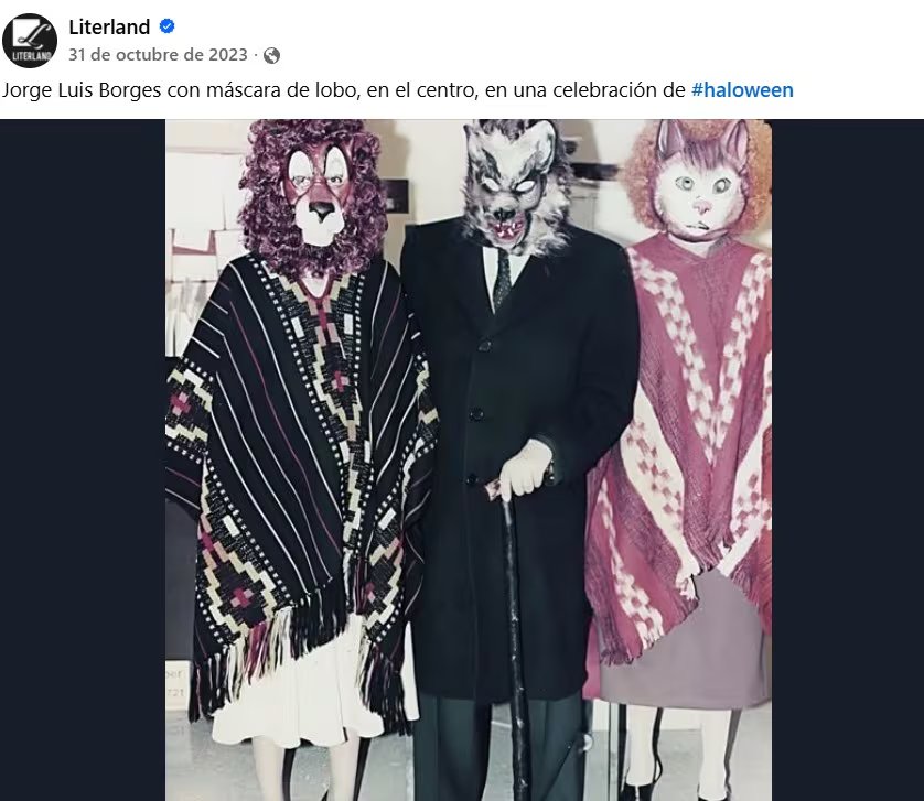 Jorge Luis Borges, disfrazado de lobo en Halloween de 1983, parece anticipar el espíritu therian: fusionar literatura, instinto y libertad, celebrando la posibilidad de ser, al menos por una noche, otro ser bajo la máscara.