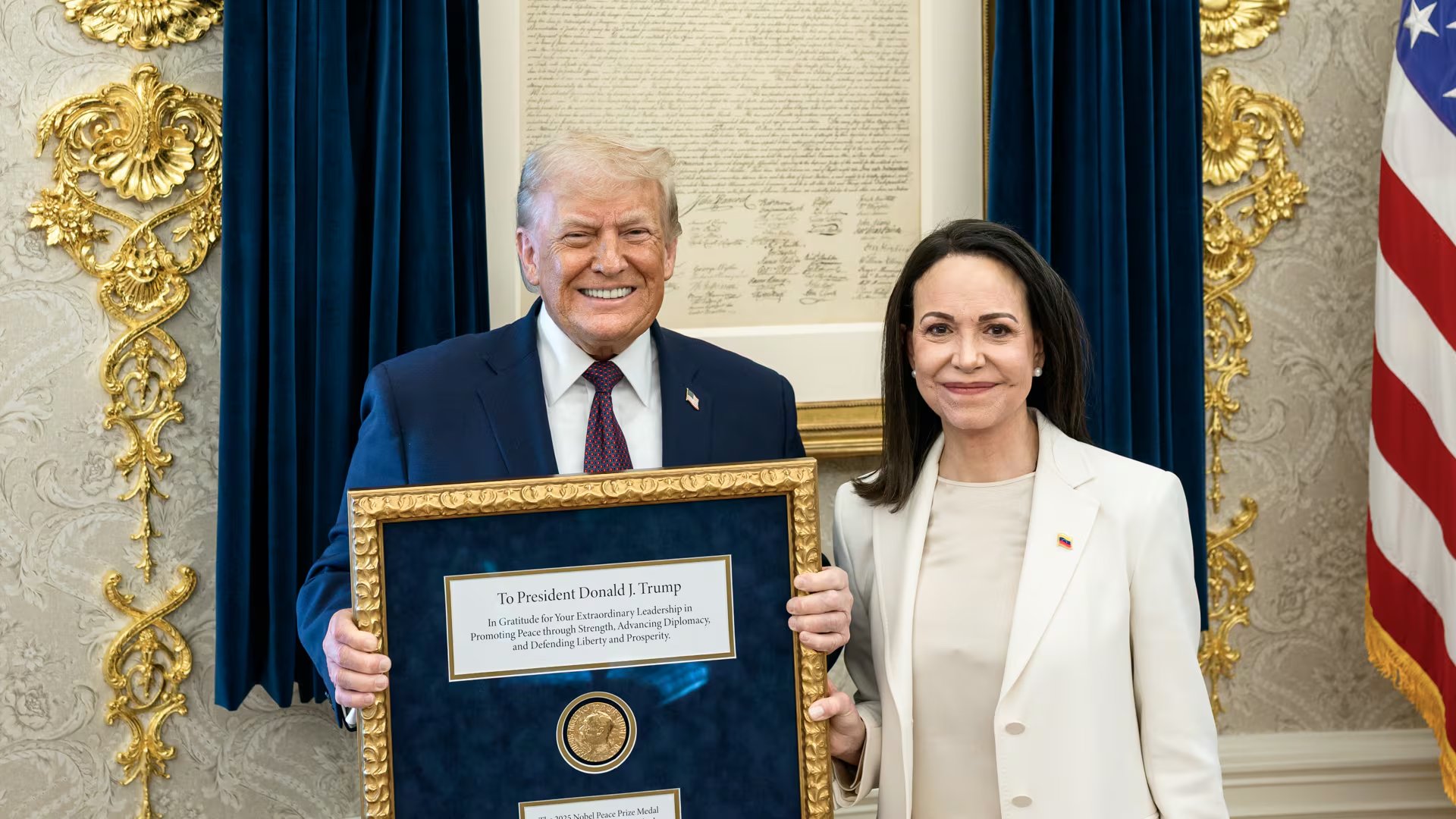 El presidente Donald J. Trump se reunió con María Corina Machado de Venezuela en la Oficina Oval (X: @WhiteHouse)