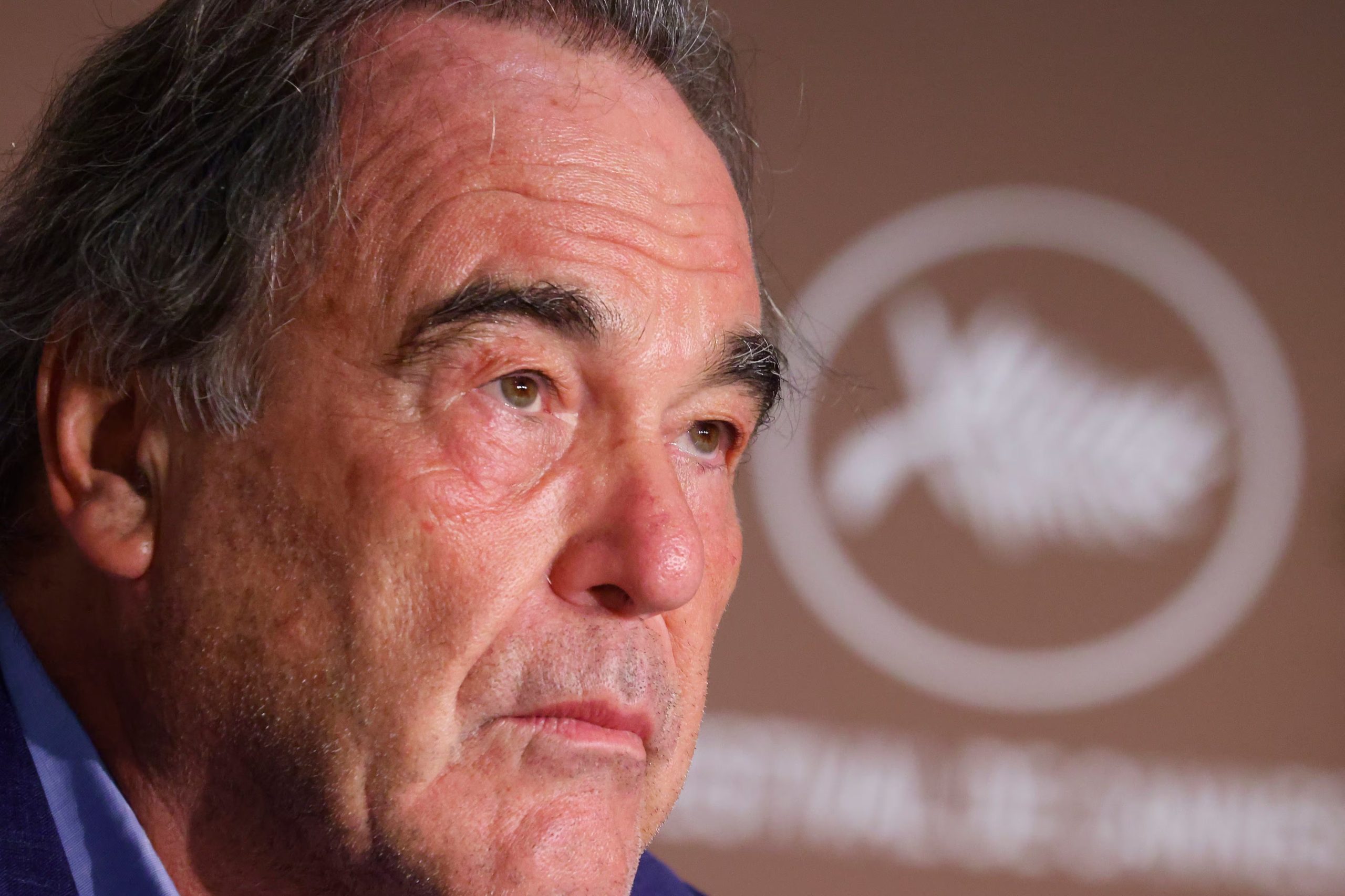 Douglas recordó las exigencias del rodaje y la intensidad de su relación profesional con el director Oliver Stone (REUTERS/Eric Gaillard)