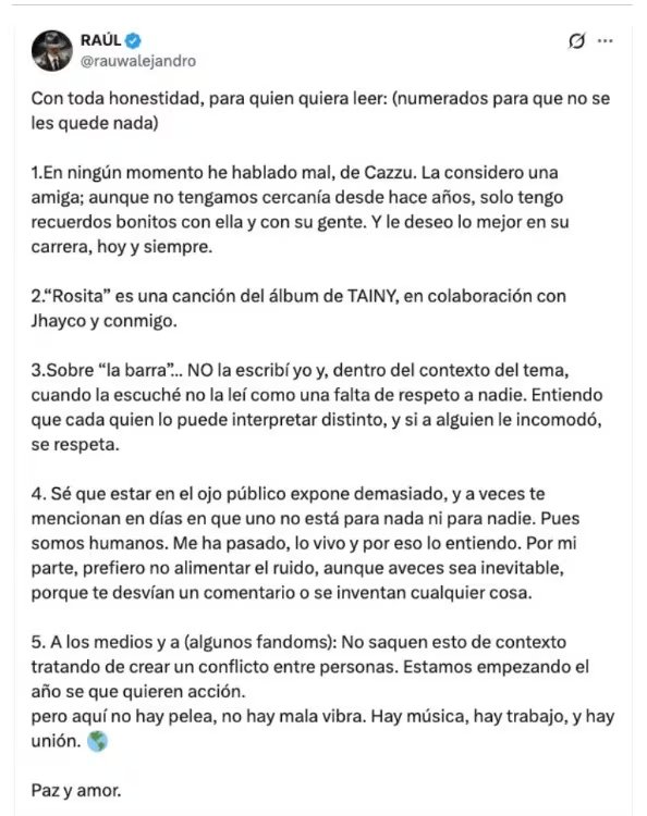 Rauw Alejandro negó haber escrito la polémica frase dirigida a Christian Nodal y afirmó no tener intención de irrespetar ni de generar conflicto