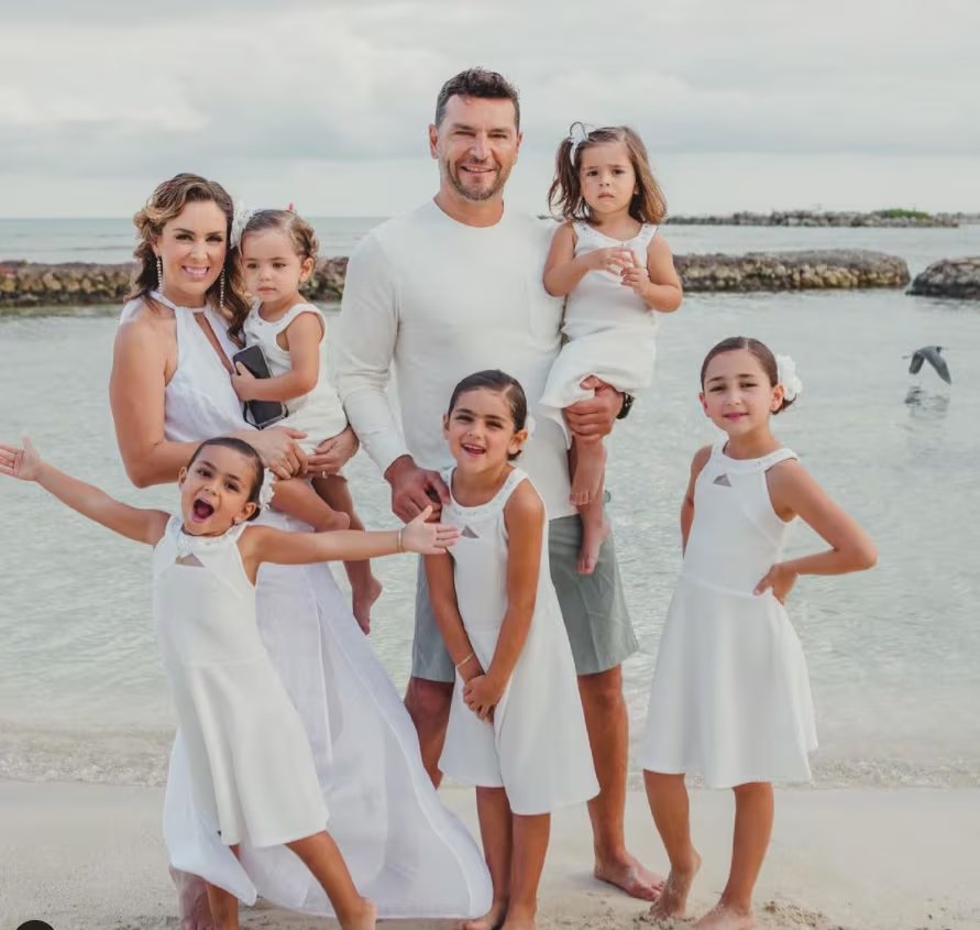 Jacky Bracamontes y Martín Fuentes conmemoran sus 14 años de matrimonio con viajes y recuerdos compartidos en sus cuentas oficiales.
(Foto: jackybrv/ Instagram)