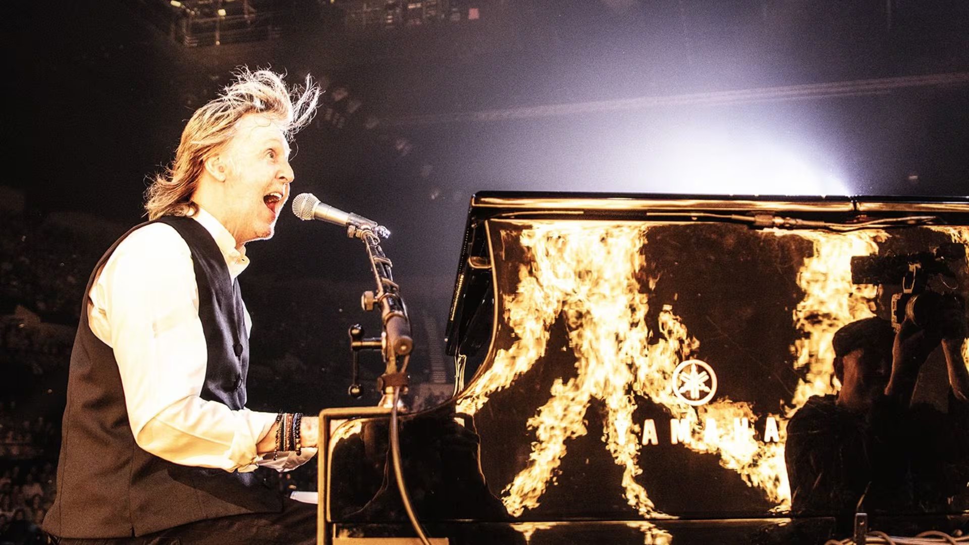 El público capitalino se entregó a Paul McCartney en el primero de tres shows en la CDMX. (Gentileza DF)