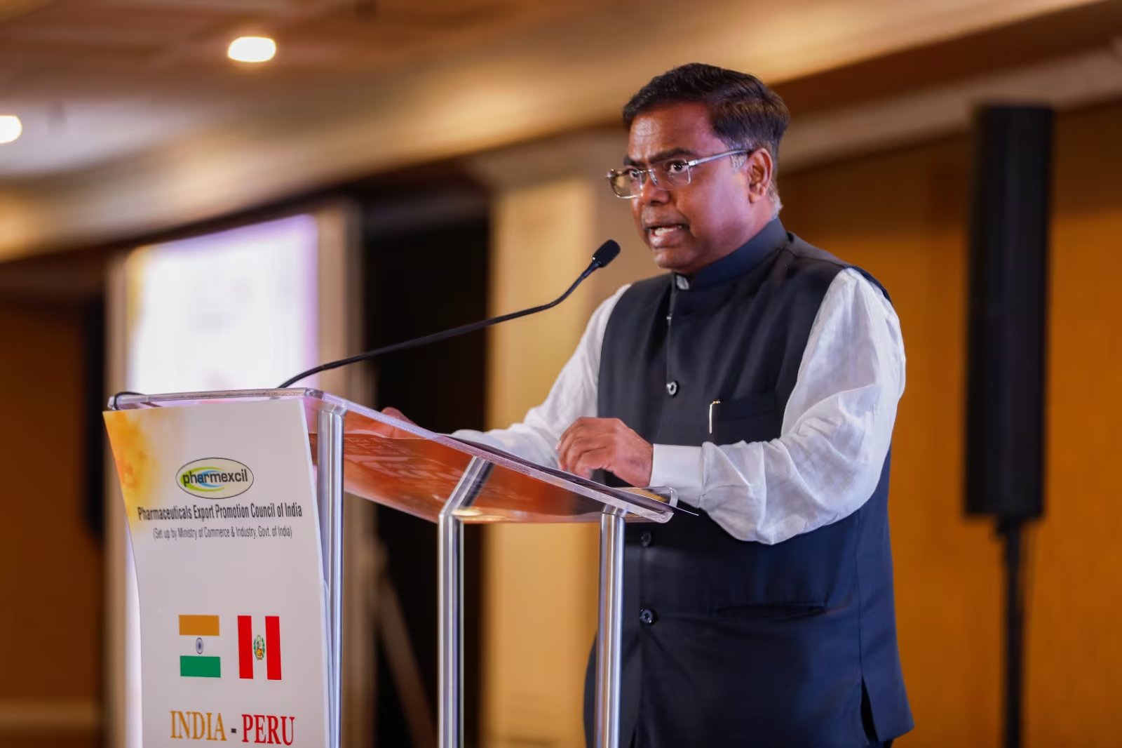 El fortalecimiento de los lazos comerciales farmacéuticos con India responde a la estrategia de diversificación ante las fricciones comerciales con Estados Unidos.

