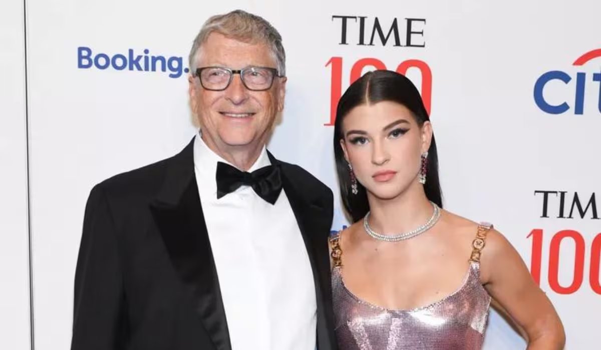 Phoebe Gates y Bill Gates comparten un momento en la gala anual de la revista Time en Nueva York