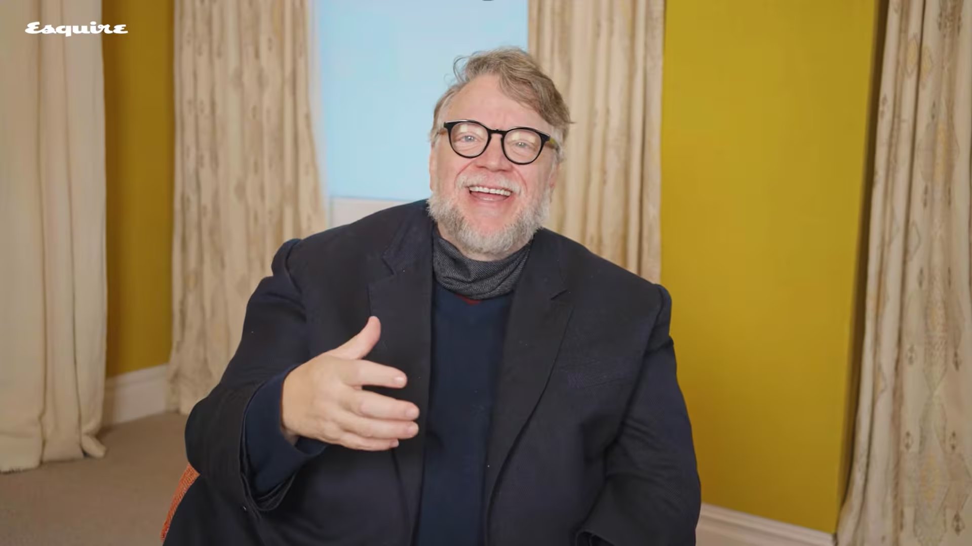 Guillermo del Toro y Elordi compartieron con humor la anécdota familiar, resaltando cómo los consejos del pasado pueden impulsar nuevas oportunidades 
(Esquire)