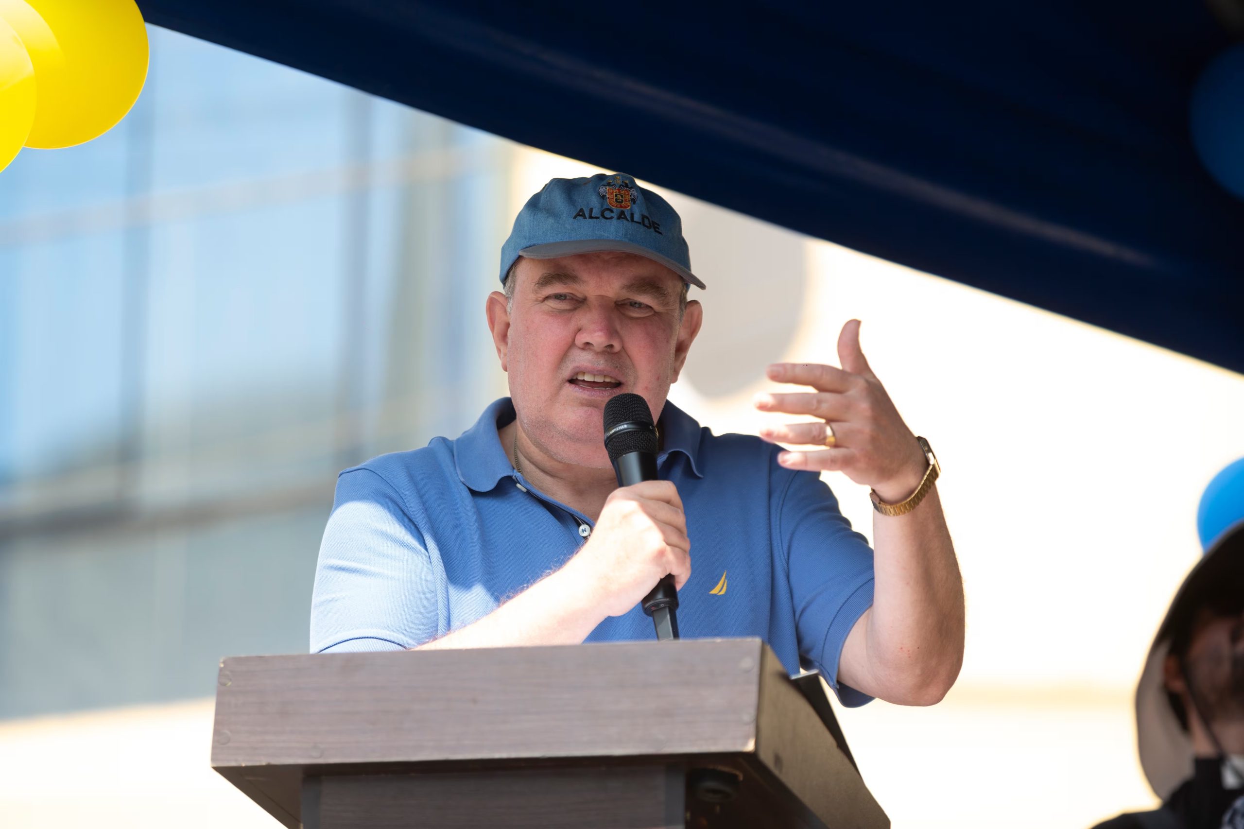 López Aliaga acusó a Fuerza Popular de avalar la corrupción al respaldar a Jerí, investigado por reuniones secretas con un empresario chino y contrataciones irregulares en el Estado