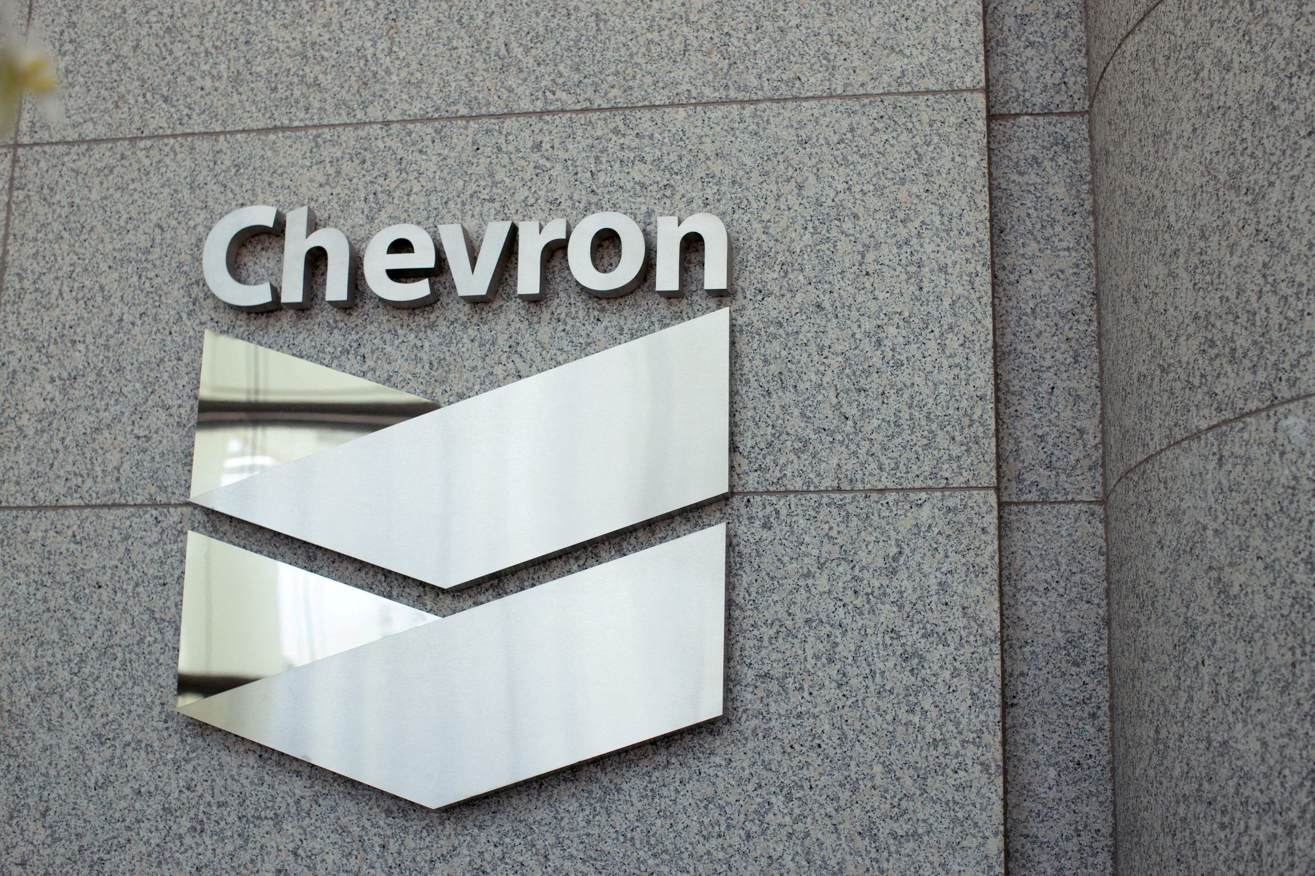 Chevron solo puede vender su producción venezolana al mercado estadounidense por licencia (Reuters)