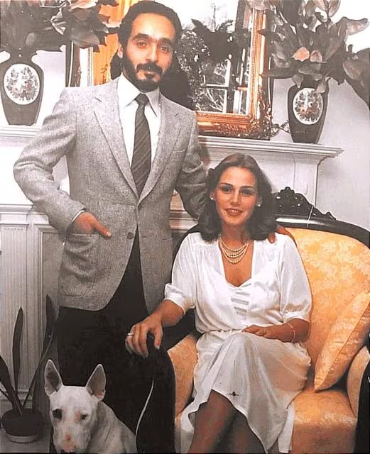 El empresario Miguel Nieto propicia la formalización de la relación entre Willie Colón y Julia, destacando el valor del círculo íntimo del artista. (Crédito: Facebook)