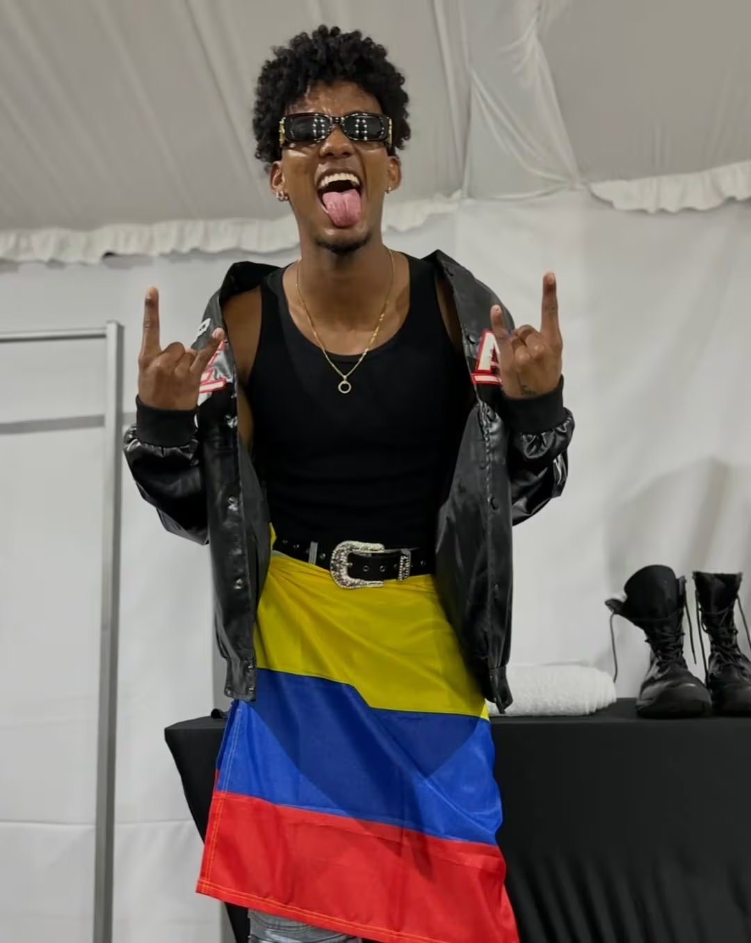 La participación de Yai Ariza en el show de medio tiempo del Super Bowl no fue su primer gran escenario: el cartagenero suma en su trayectoria colaboraciones con artistas de la talla de Beyoncé, Doja Cat, Lisa, Rihanna y la Rosalía - crédito @yai_ariza/ Instagram