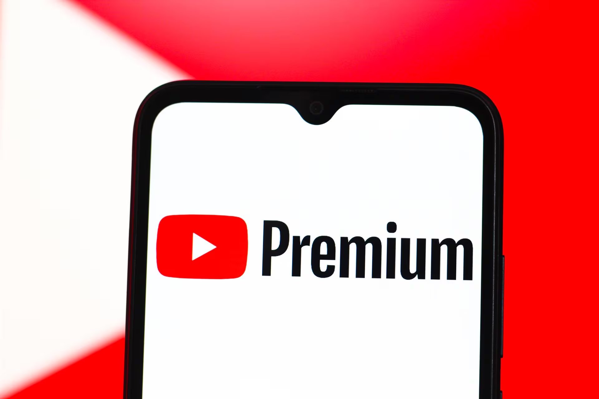 El crecimiento de YouTube responde a una estrategia híbrida que combina publicidad, suscripciones y alianzas de contenido. (Europa Press)