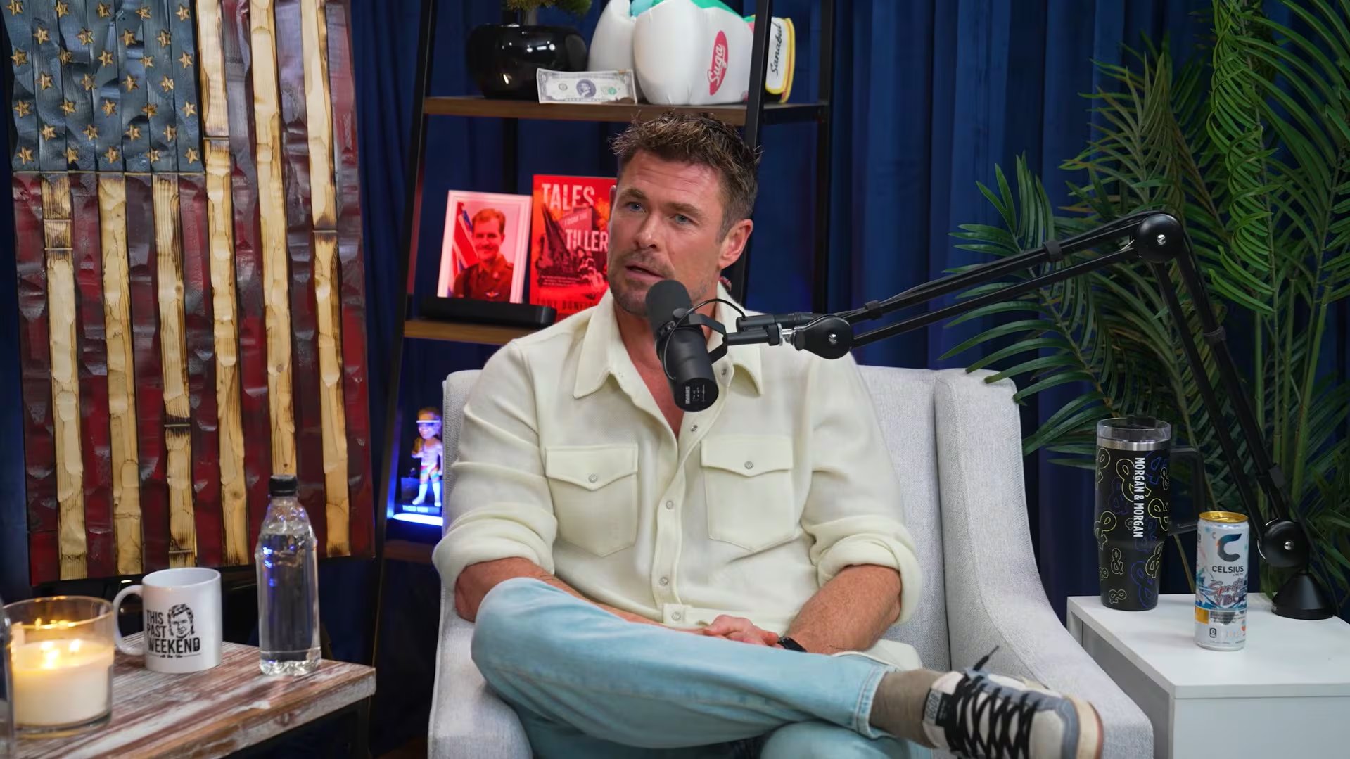 El propio riesgo genético de Chris Hemsworth para Alzheimer reforzó su compromiso con hábitos saludables y conexiones emocionales profundas (YouTube: Theo Von)