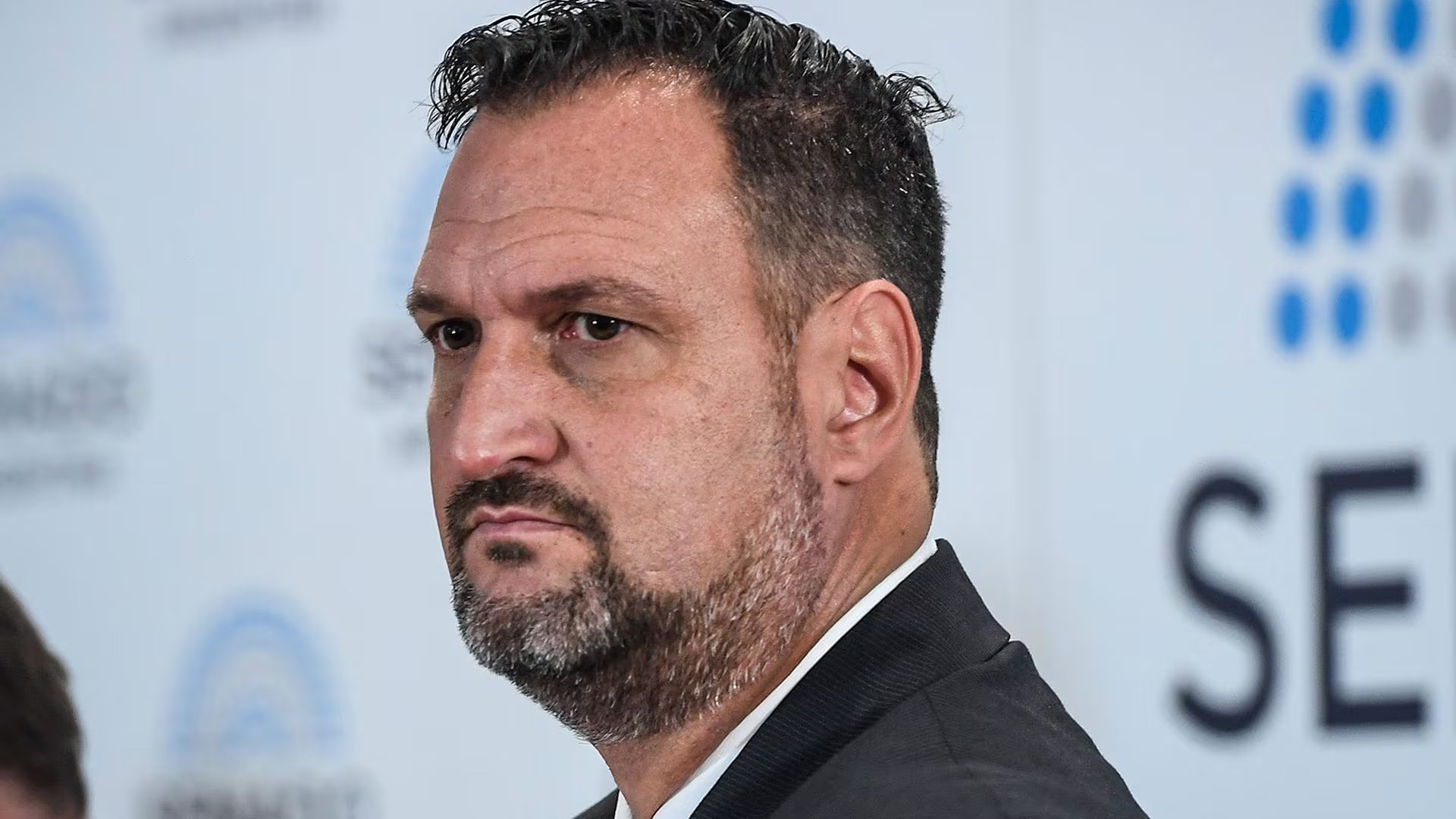 Luis Tagliapietra, querellante en representación de familiares del ARA San Juan y padre de uno de los oficiales fallecidos, participa activamente en el juicio que busca determinar responsabilidades por el hundimiento del submarino (Senado de la Nación)