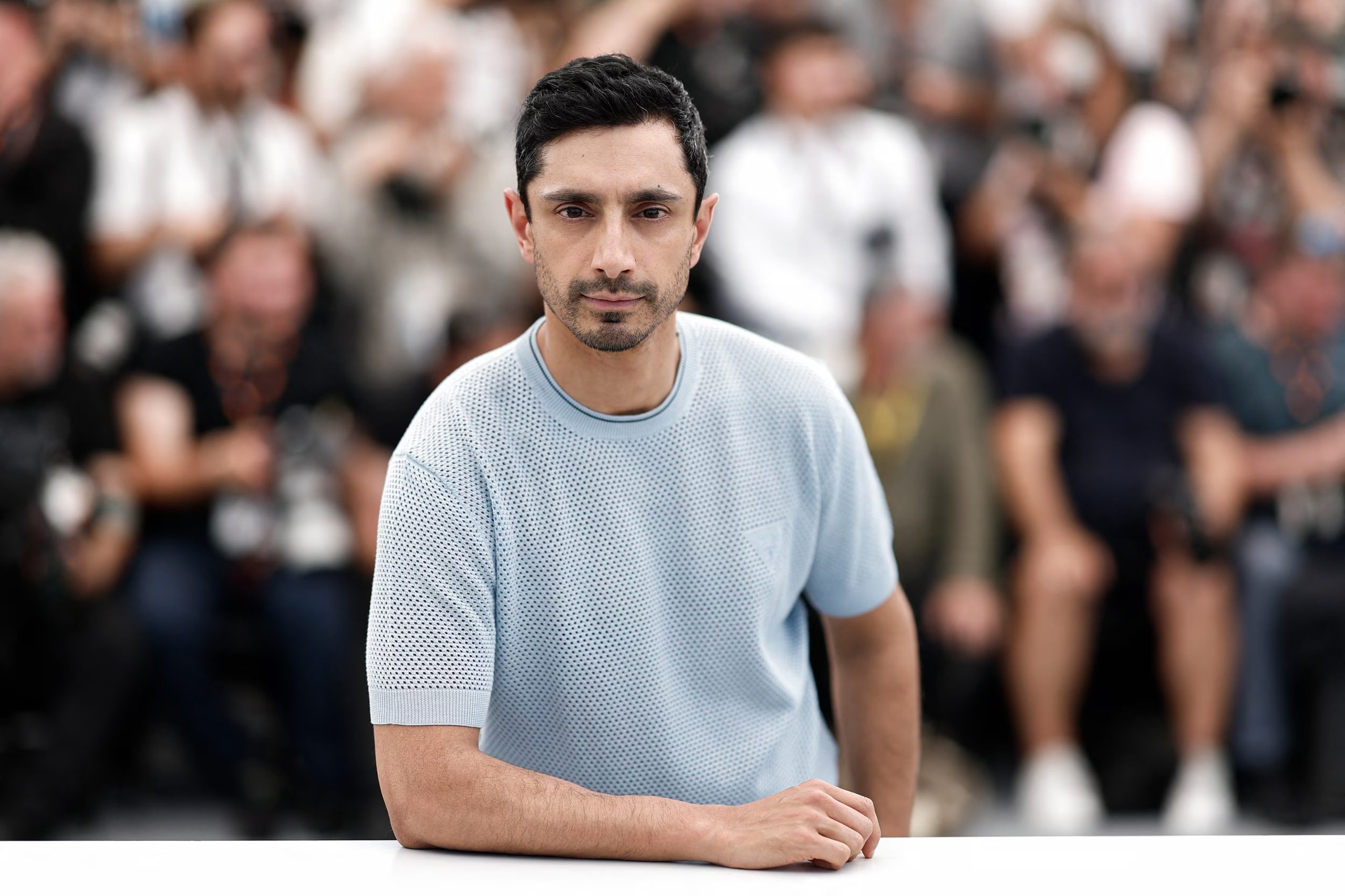 El equilibrio entre la familia y el trabajo se volvió esencial para Ahmed, quien busca estar presente sin dejar sus raíces creativas (REUTERS/Benoit Tessier)