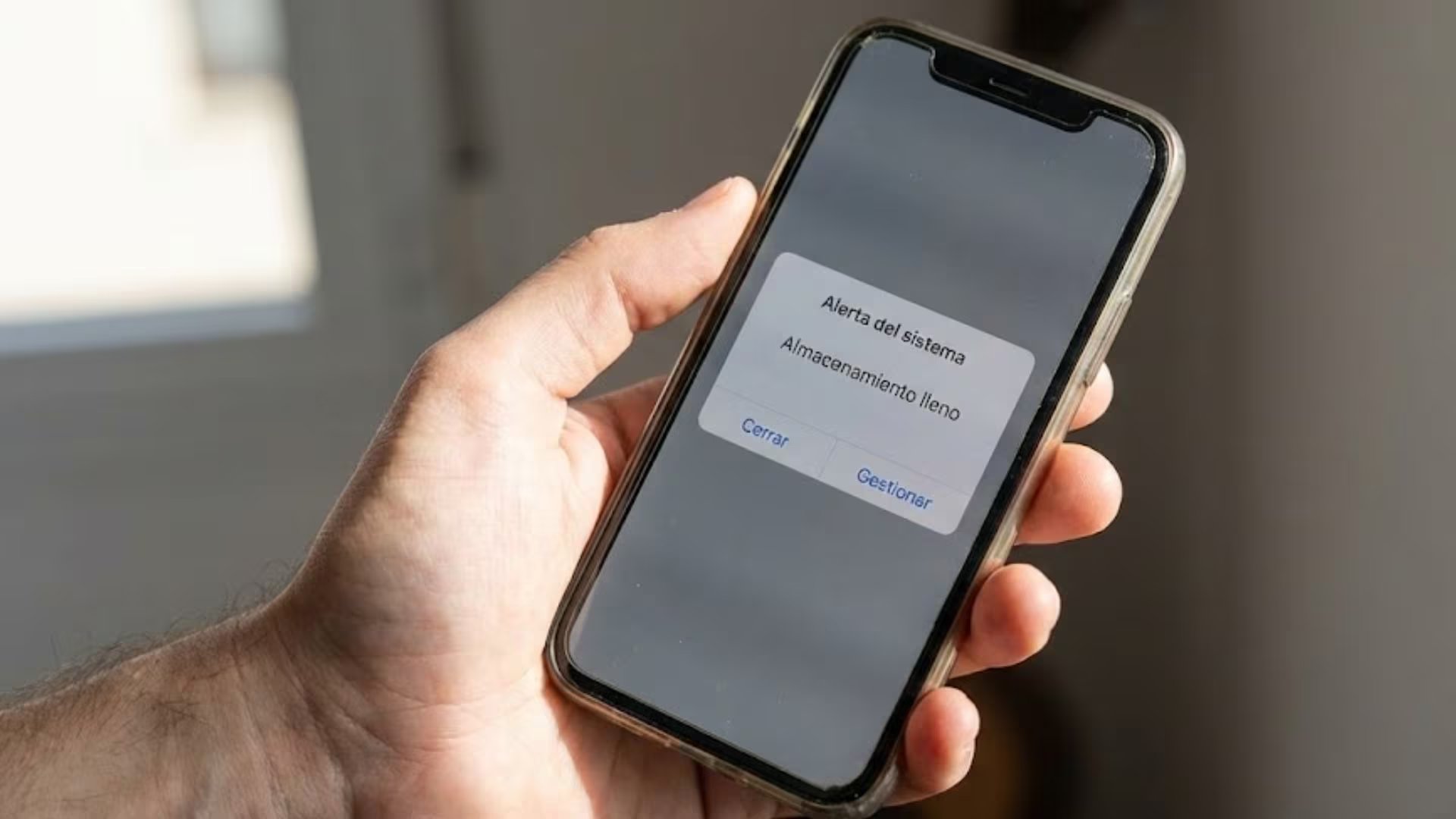 Eliminar archivos, fotos y videos es la primera opción para recuperar la memoria del celular. (Foto: Imagen ilustrativa)