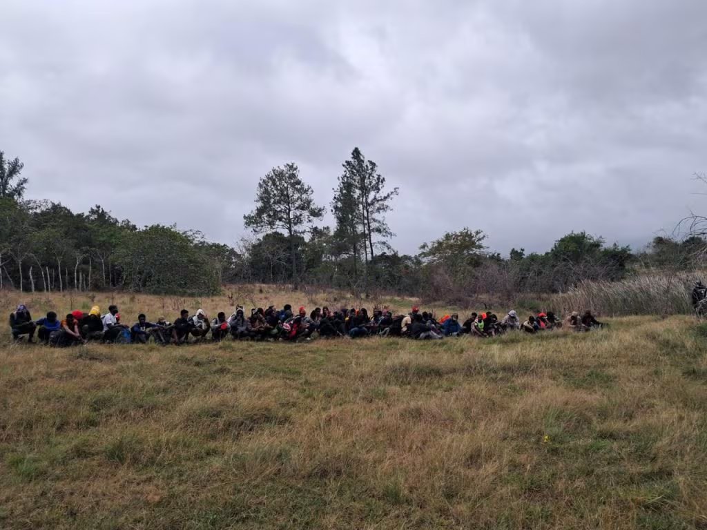 Solo en febrero de 2026, se registraron 30,799 deportaciones de extranjeros a través de los puestos fronterizos con Haití, destacando el fortalecimiento del control migratorio. (Cortesía: RC Noticias)