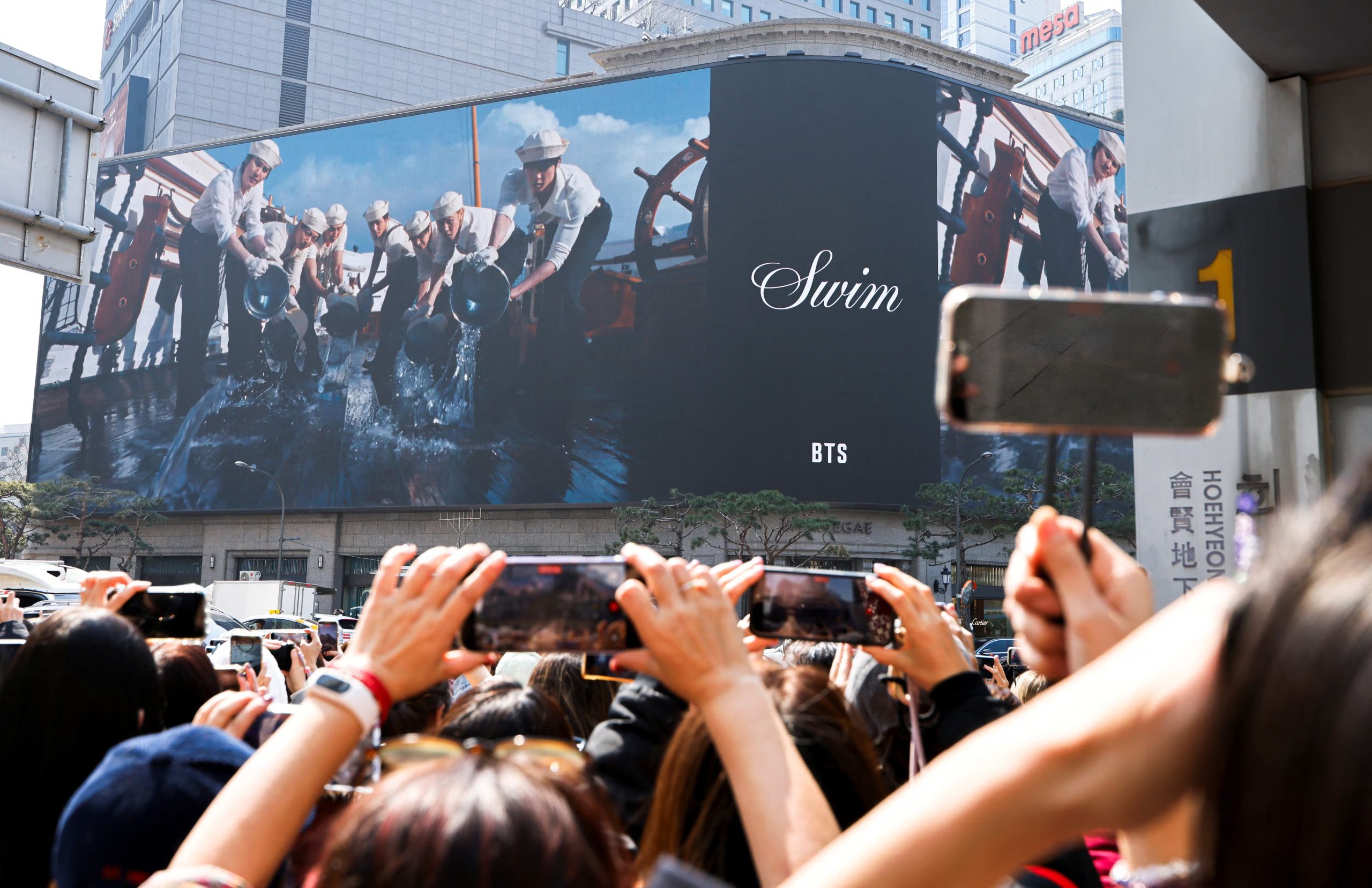 La canción 'SWIM' de BTS resalta la evolución personal y colectiva del grupo, con un mensaje de resiliencia y madurez para sus seguidores - REUTERS/Kim Soo-hyeon