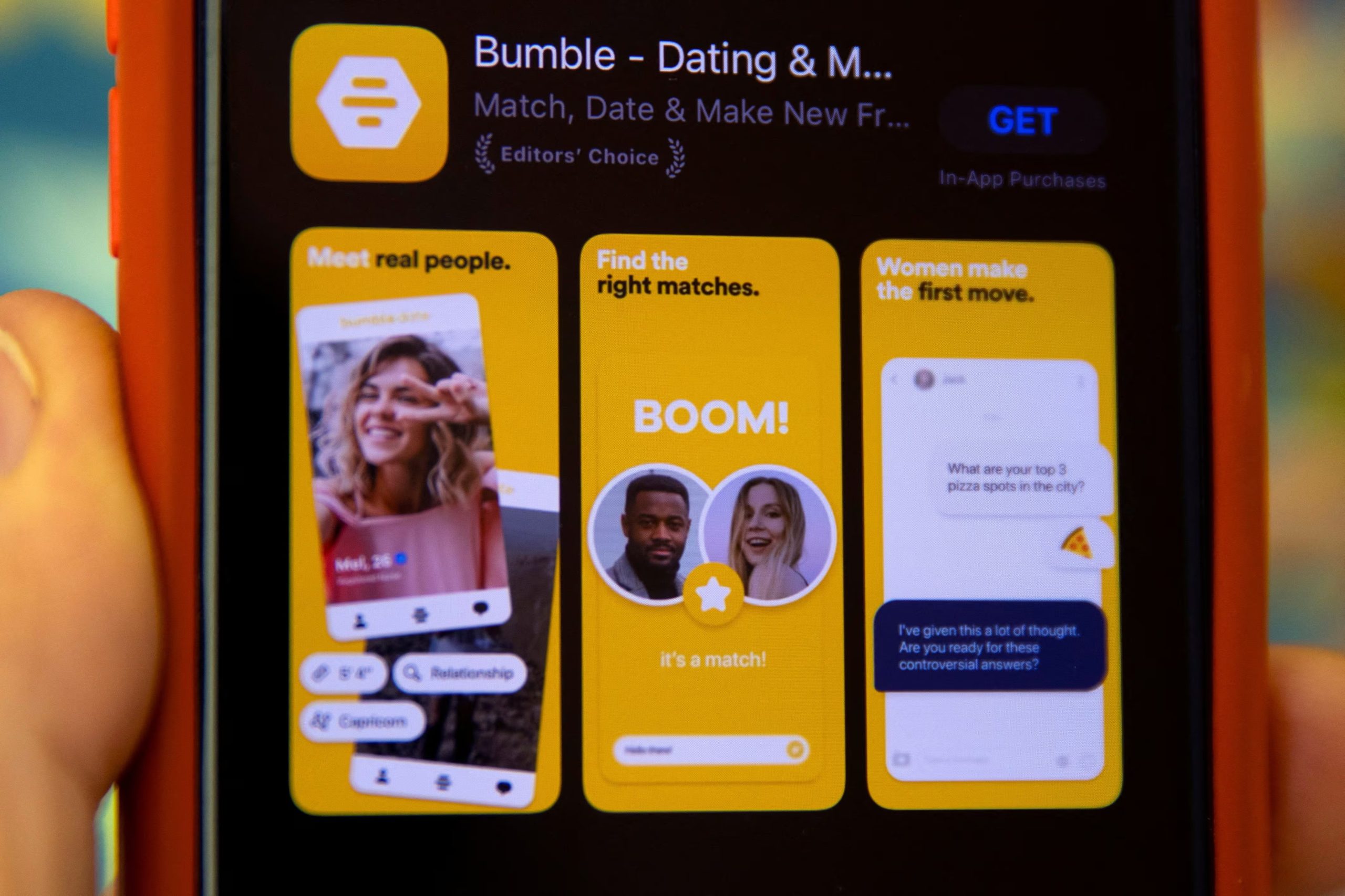 La aplicación Bumble Inc. (BMBL) se muestra en un iPhone de Apple en esta ilustración fotográfica. 

 REUTERS/Mike Blake/Illustration 