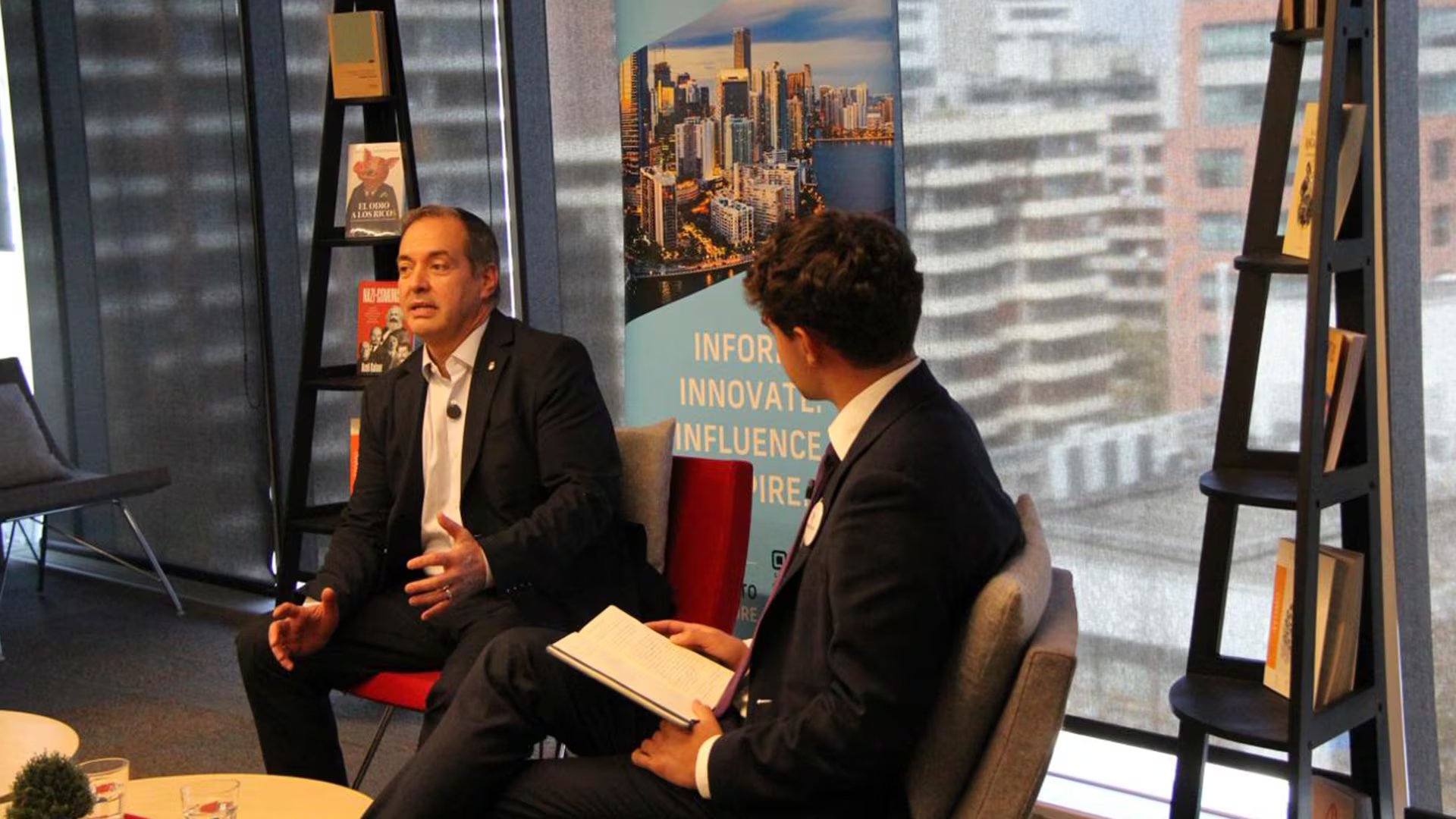 El asesor señaló que Kast debe desechar el cable submarino entre Chile y China