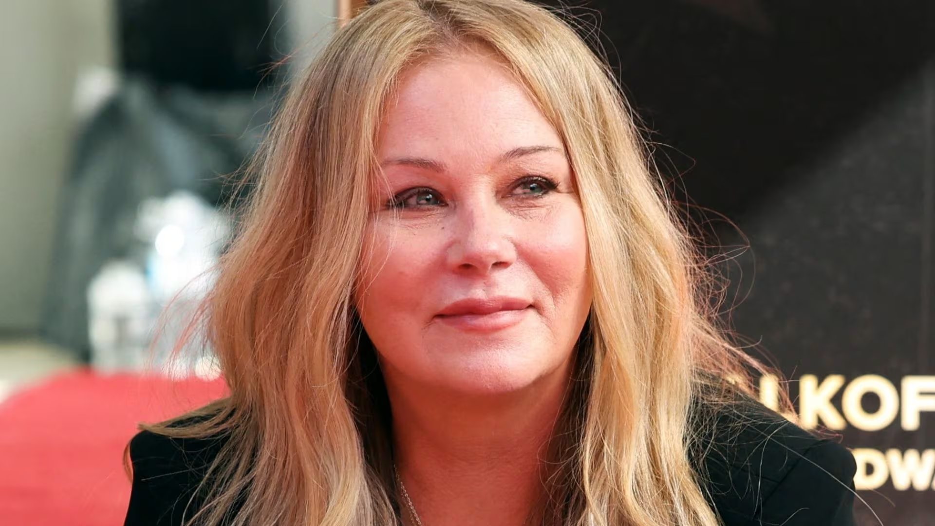 People resalta la honestidad de Applegate al compartir recuerdos de admiraciones platónicas y deseos no correspondidos que marcaron su juventud
(REUTERS/Mario Anzuoni)