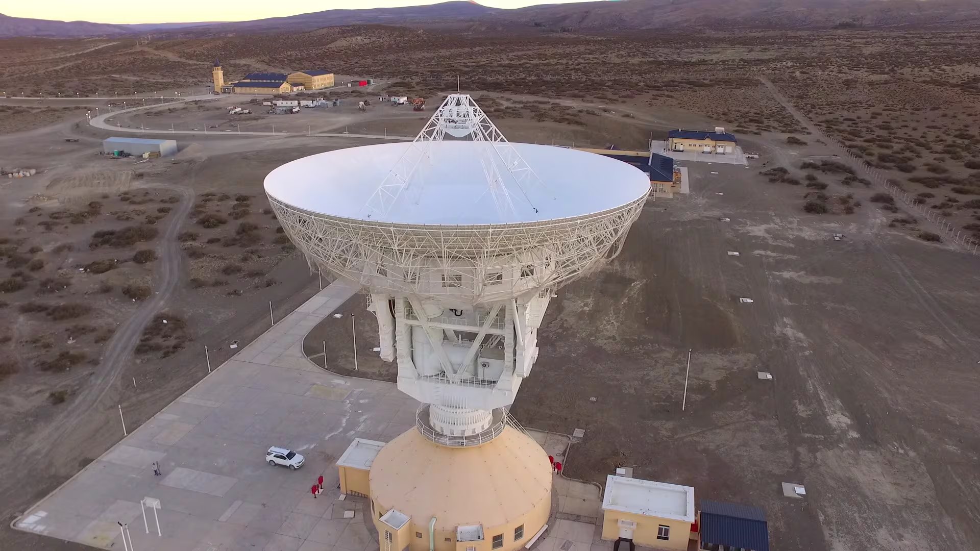 La “Estación de Espacio Profundo” en Neuquén, por ejemplo, sigue siendo operada por la RPC en territorio argentino, sin supervisión gubernamental permanente in situ