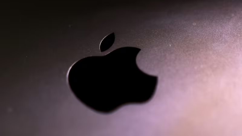 Mantener la carga entre el 20% y el 80% contribuye a evitar el deterioro prematuro de la batería. (Reuters)