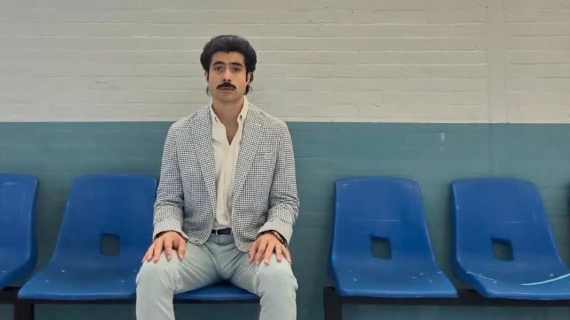 José Ángel Bichir se habría lanzado desde su departamento, en un tercer piso (Instagram)