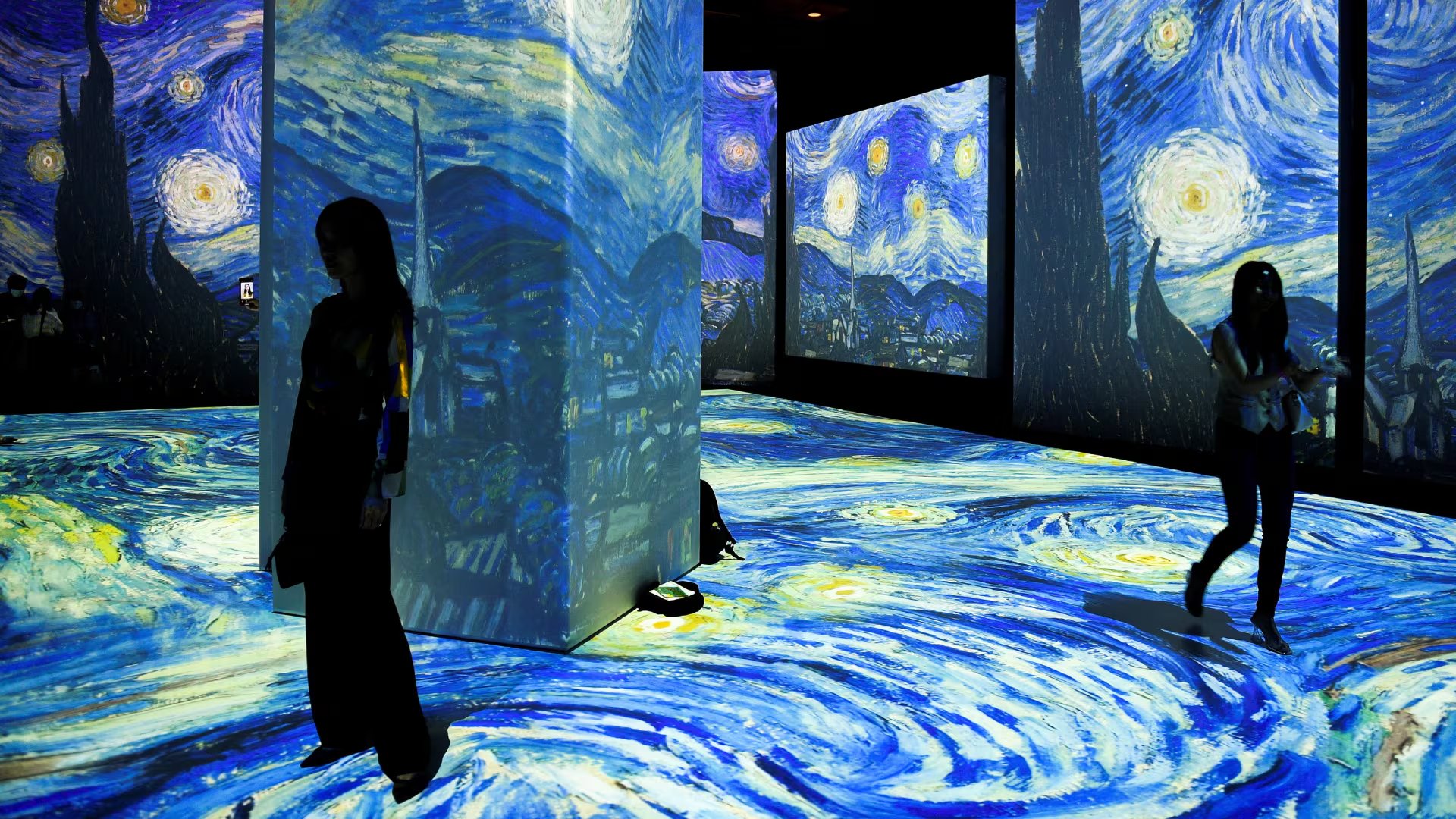 Instituciones internacionales preparan exposiciones importantes sobre Van Gogh para 2025 y 2026, destacando nuevas lecturas sobre su obra y sus influencias - (REUTERS/Chalinee Thirasupa)