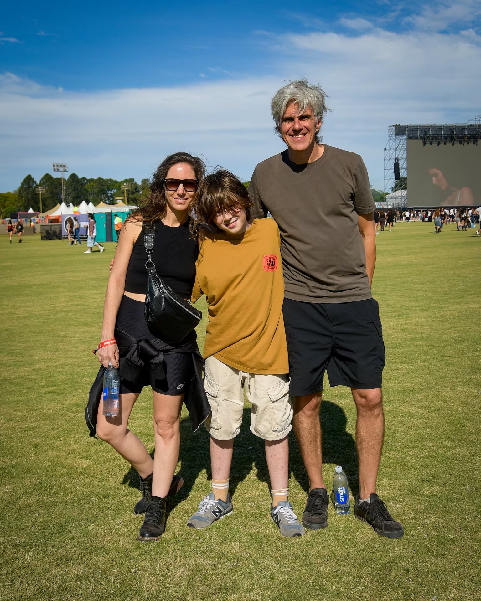 El festival Lollapalooza consolida la convergencia generacional al posibilitar que familias, adolescentes y adultos compartan experiencias musicales y culturales en un mismo espacio