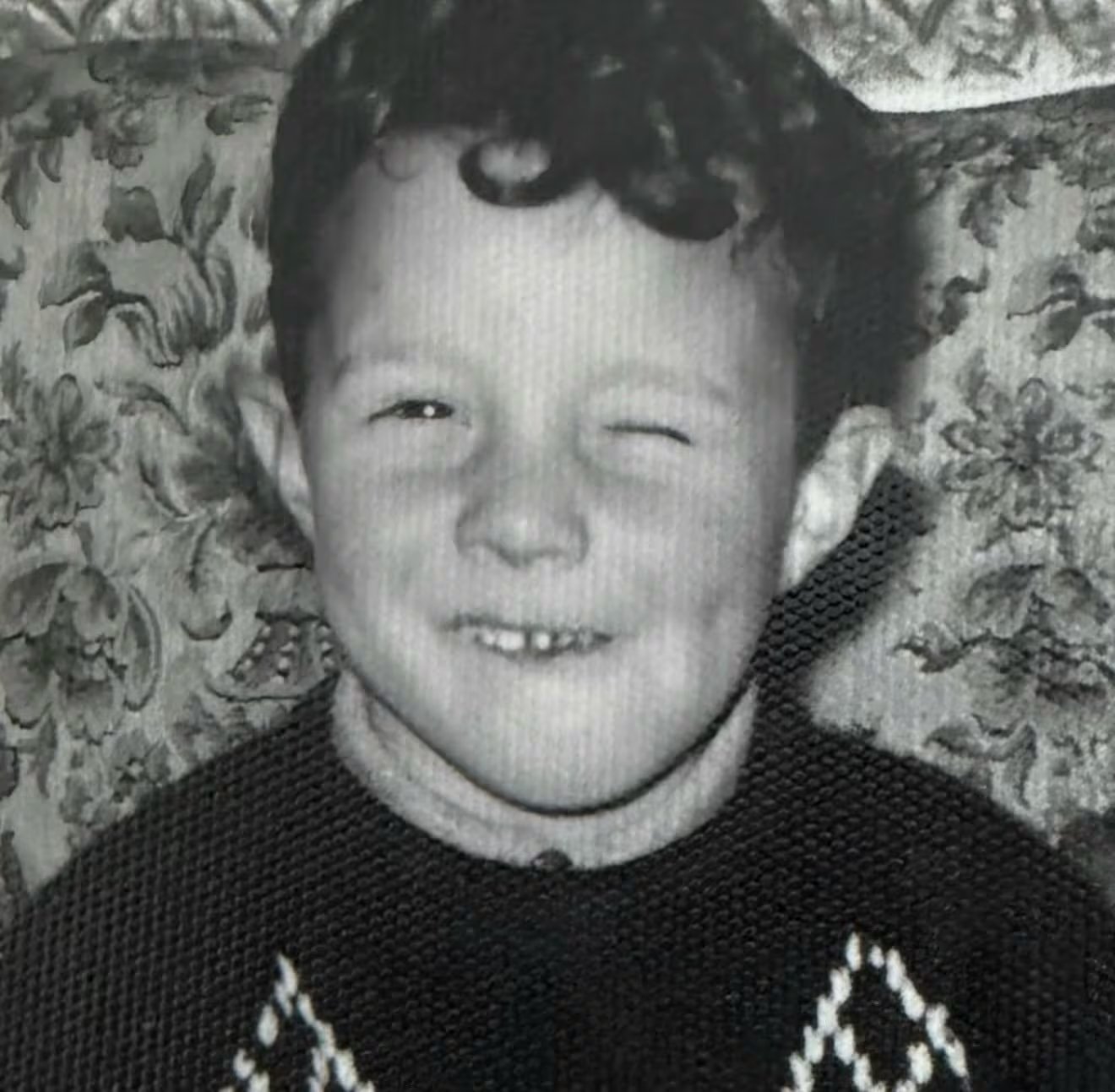 La tierna y pícara imagen de un Fito niño, posteada por el músico para celebrar su reencuentro con el público rosarino

