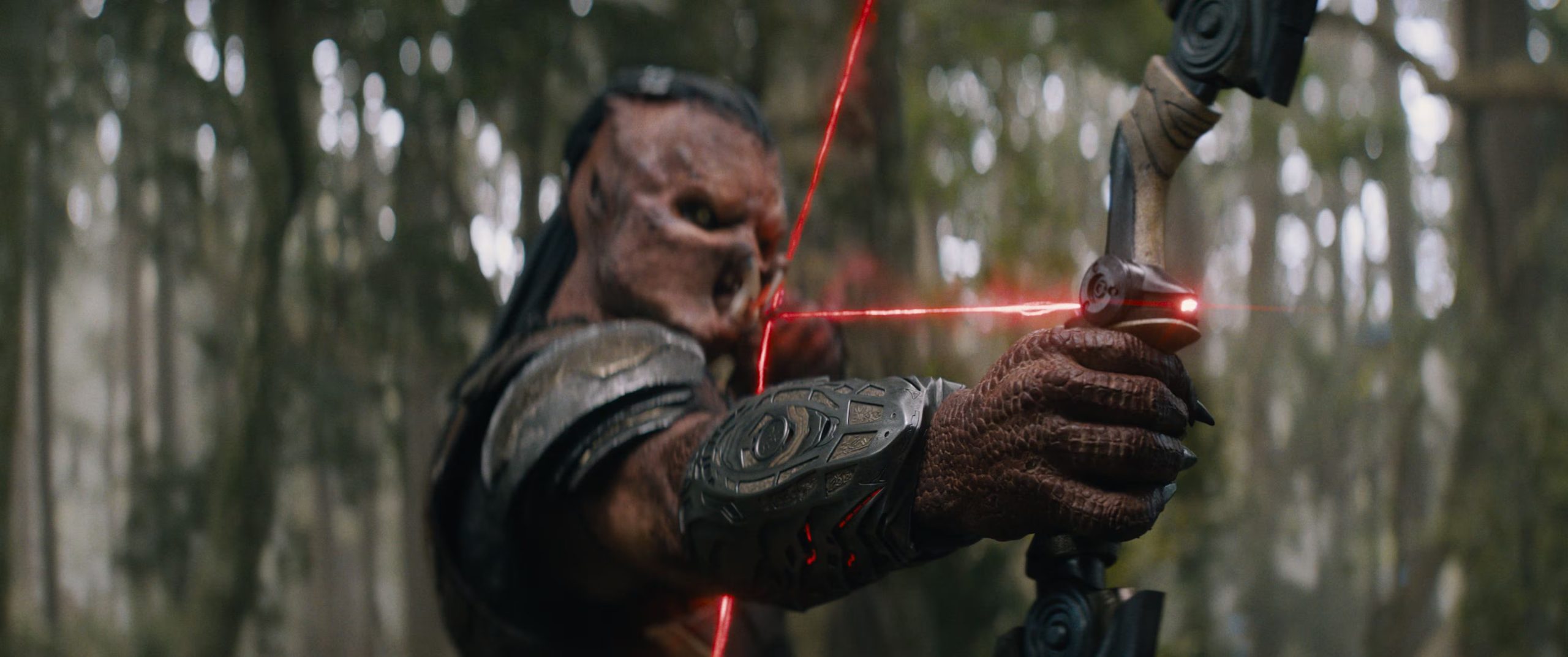 Dan Trachtenberg remarcó que el futuro de la saga Predator depende de historias originales, descartando secuelas sin sentido para mantener la frescura de la franquicia (20th Century Studios)