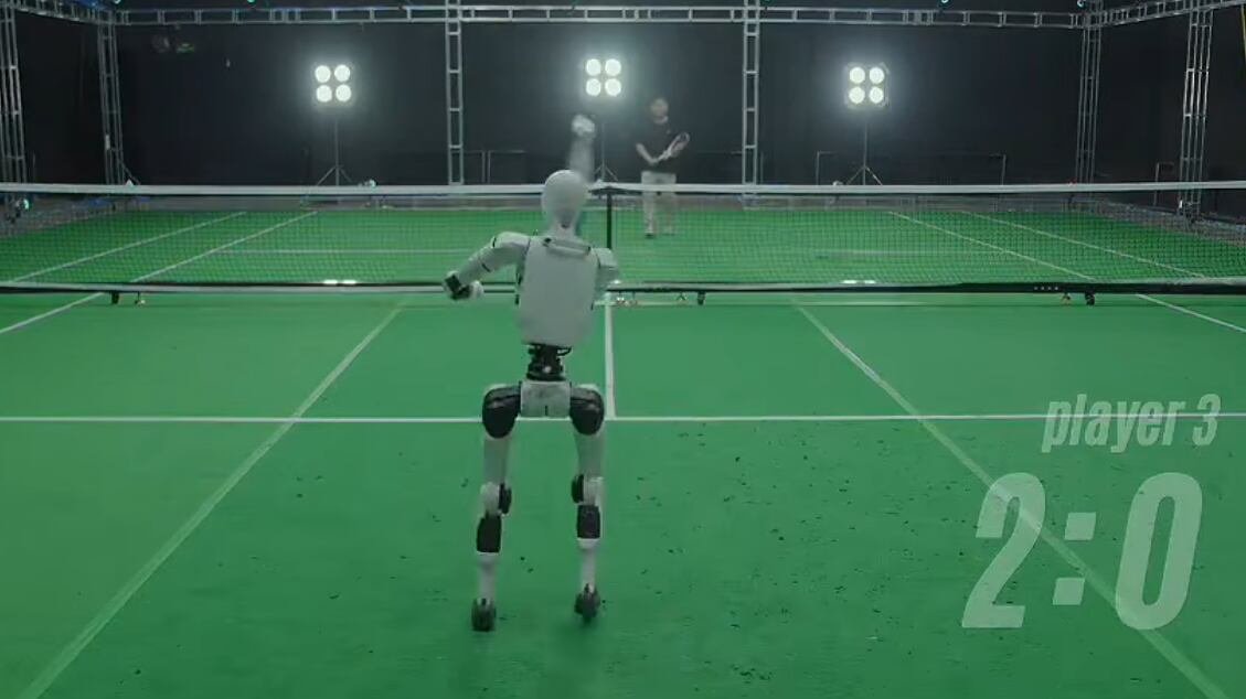 El robot humanoide es de la empresa Unitree y funciona con un nuevo sistema de IA. (Unitree)