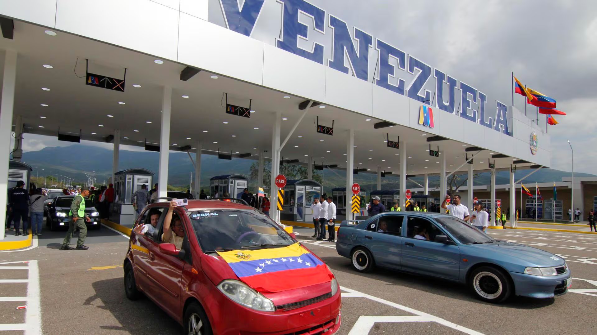 El encuentro iba a ser el primero entre Petro y Rodríguez desde que ella asumió la presidencia interina de Venezuela - crédito EFE