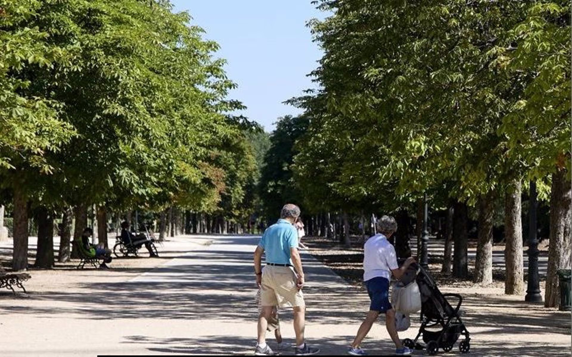 El fenómeno de los 'abuelos esclavos' muestra la falta de respeto por el derecho de las personas mayores a elegir cómo usar su tiempo libre.