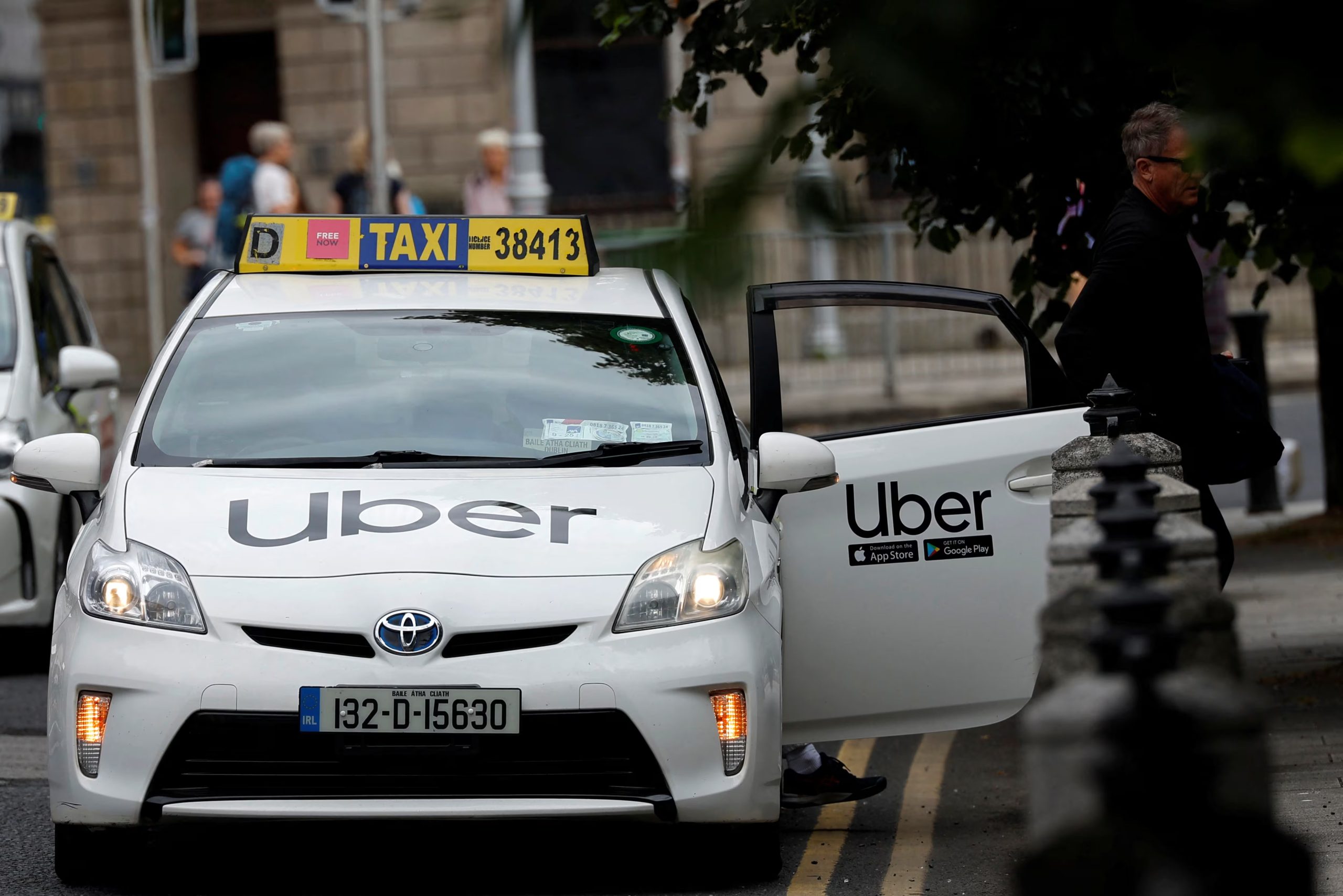 El CEO de Uber atribuyó el crecimiento de la compañía a decisiones rápidas y a una mayor tolerancia al riesgo, y citó como ejemplo la integración de taxis que hoy representan el segmento de mayor expansión (REUTERS)