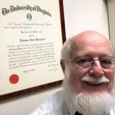 Thomas Burchard, el médico psiquiatra de 71 años oriundo de California que fue asesinado por la modelo de Playboy