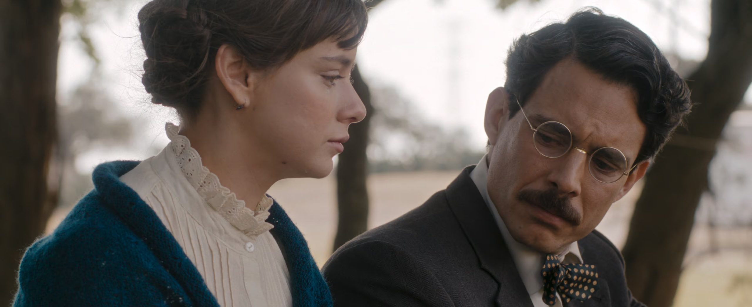 La trama profundiza en el conflicto emocional de Tita, quien enfrenta el regreso de la familia Brown y nuevas presiones familiares. (HBO Max)