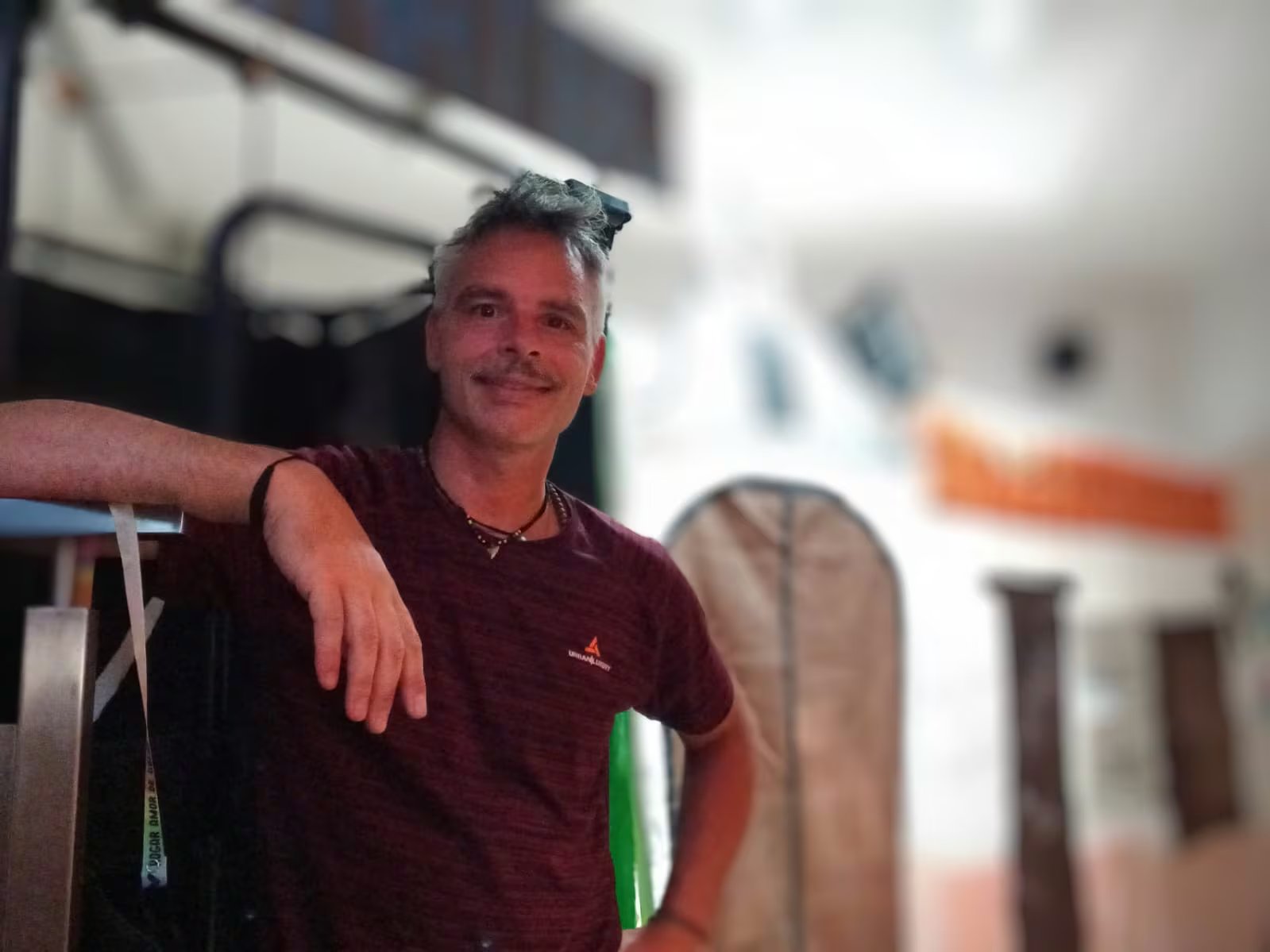 Giannotti se dedica a la auditoría de seguridad en empresas. Viajar mucho por trabajo lo llevó a un pico de estrés