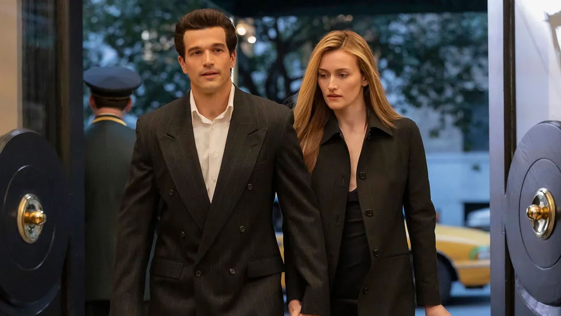 El concepto de 'lujo silencioso' definido por el minimalismo marca la esencia del legado estilístico de Carolyn Bessette-Kennedy (FX)