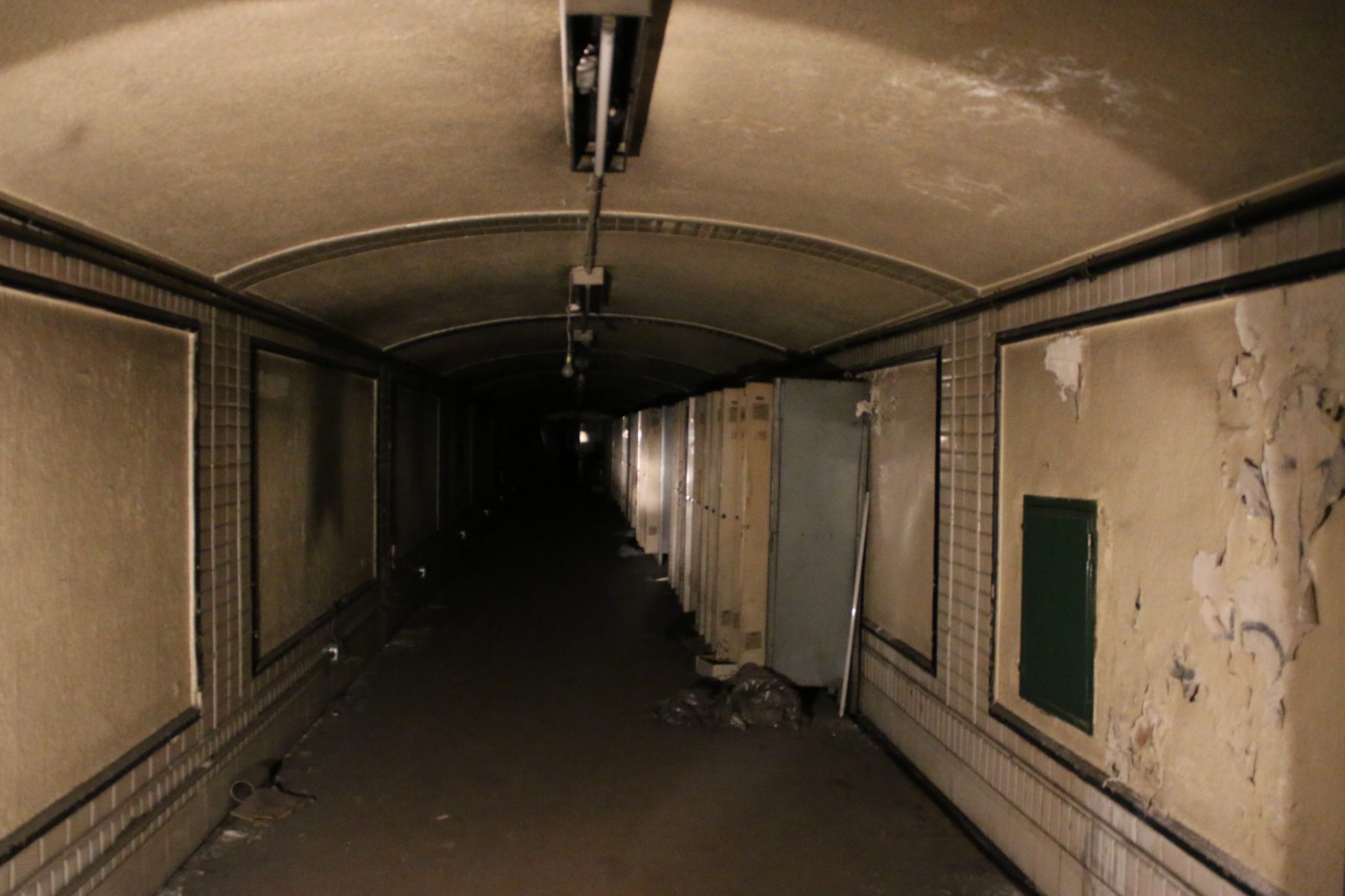 El túnel secreto de Madrid donde se rodó The Walking Dead: Daryl Dixon (Metro Madrid).